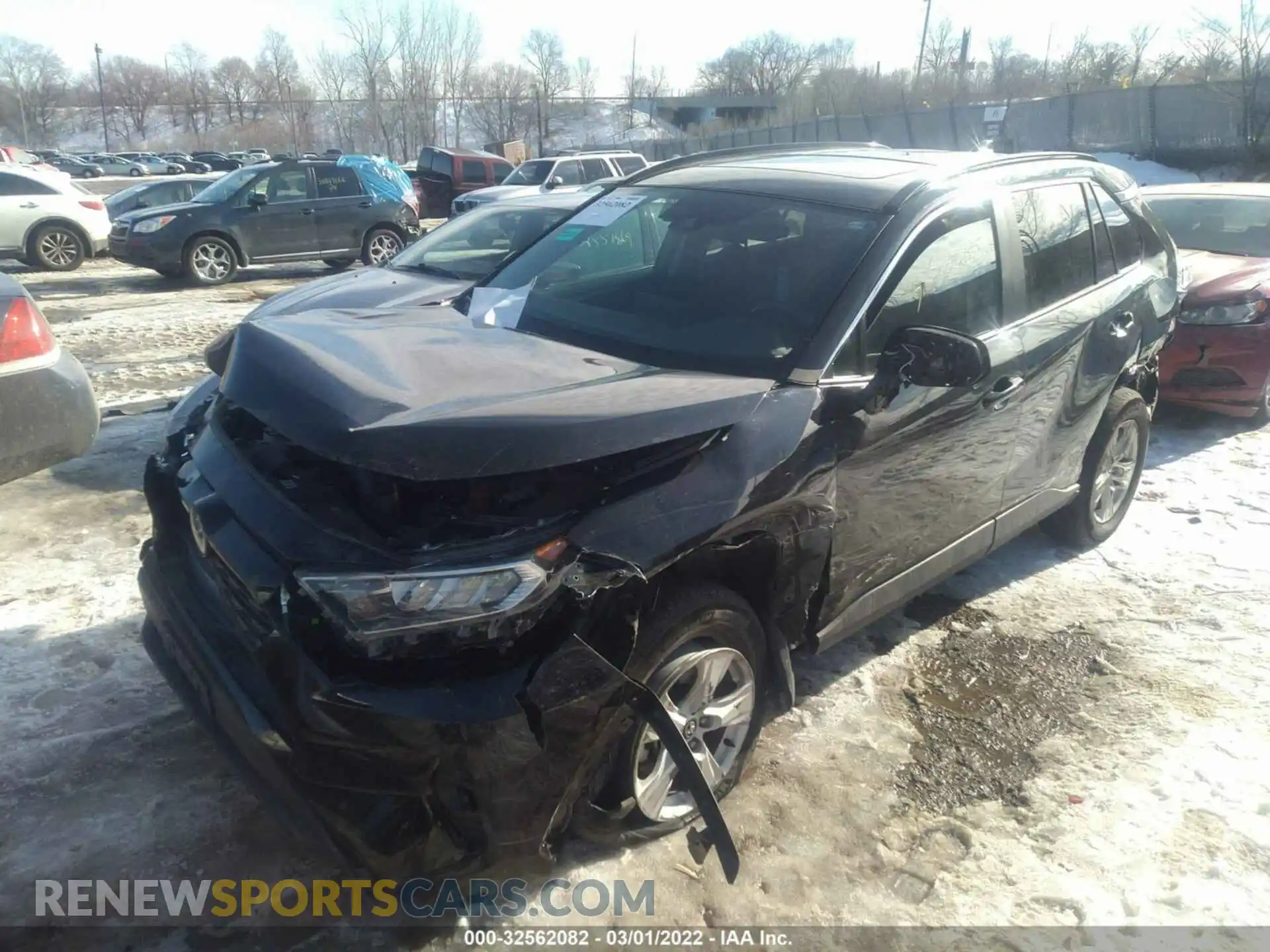 2 Photograph of a damaged car 2T3P1RFV2LW137427 TOYOTA RAV4 2020