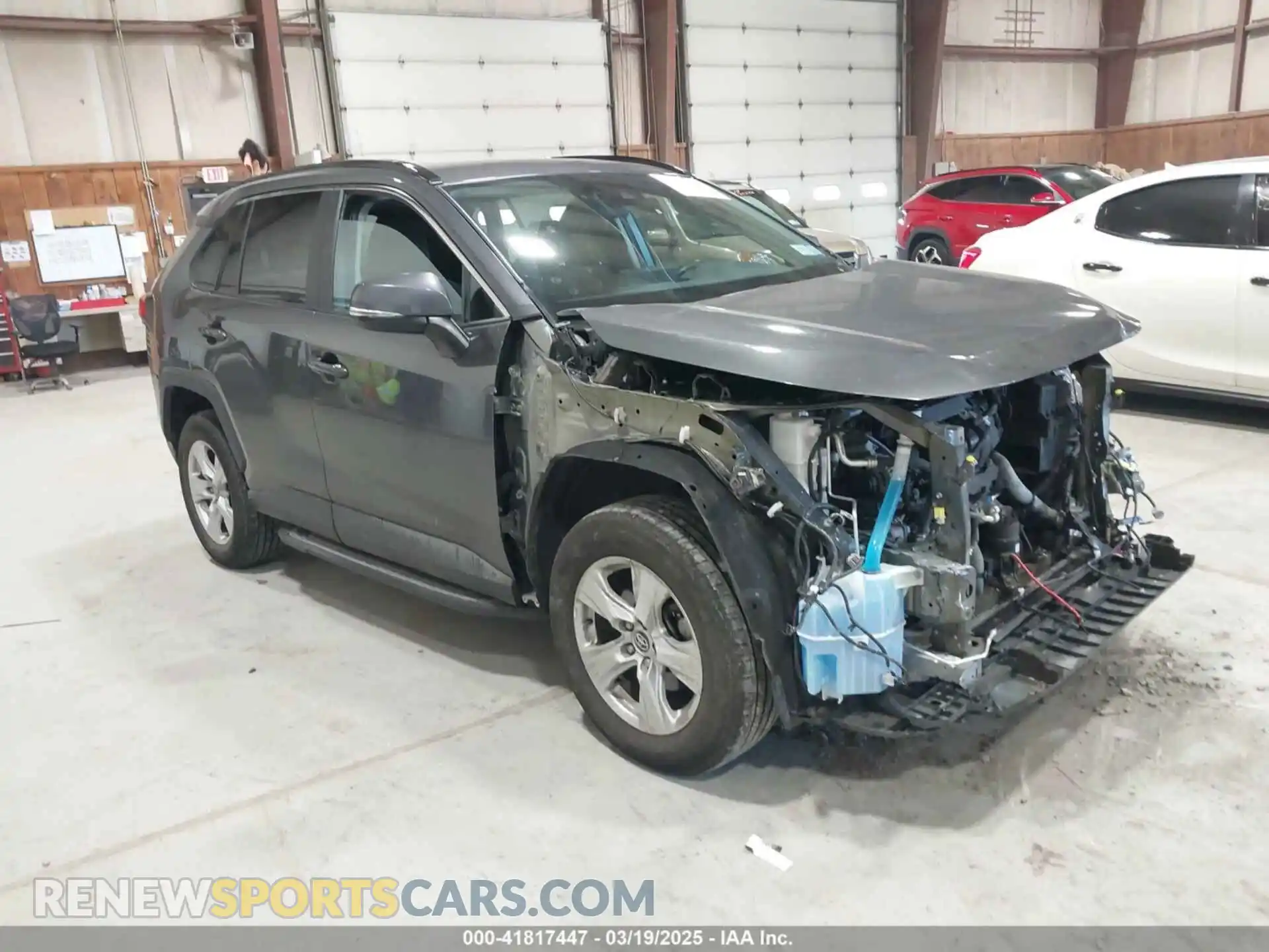 1 Photograph of a damaged car 2T3P1RFV3LC065719 TOYOTA RAV4 2020