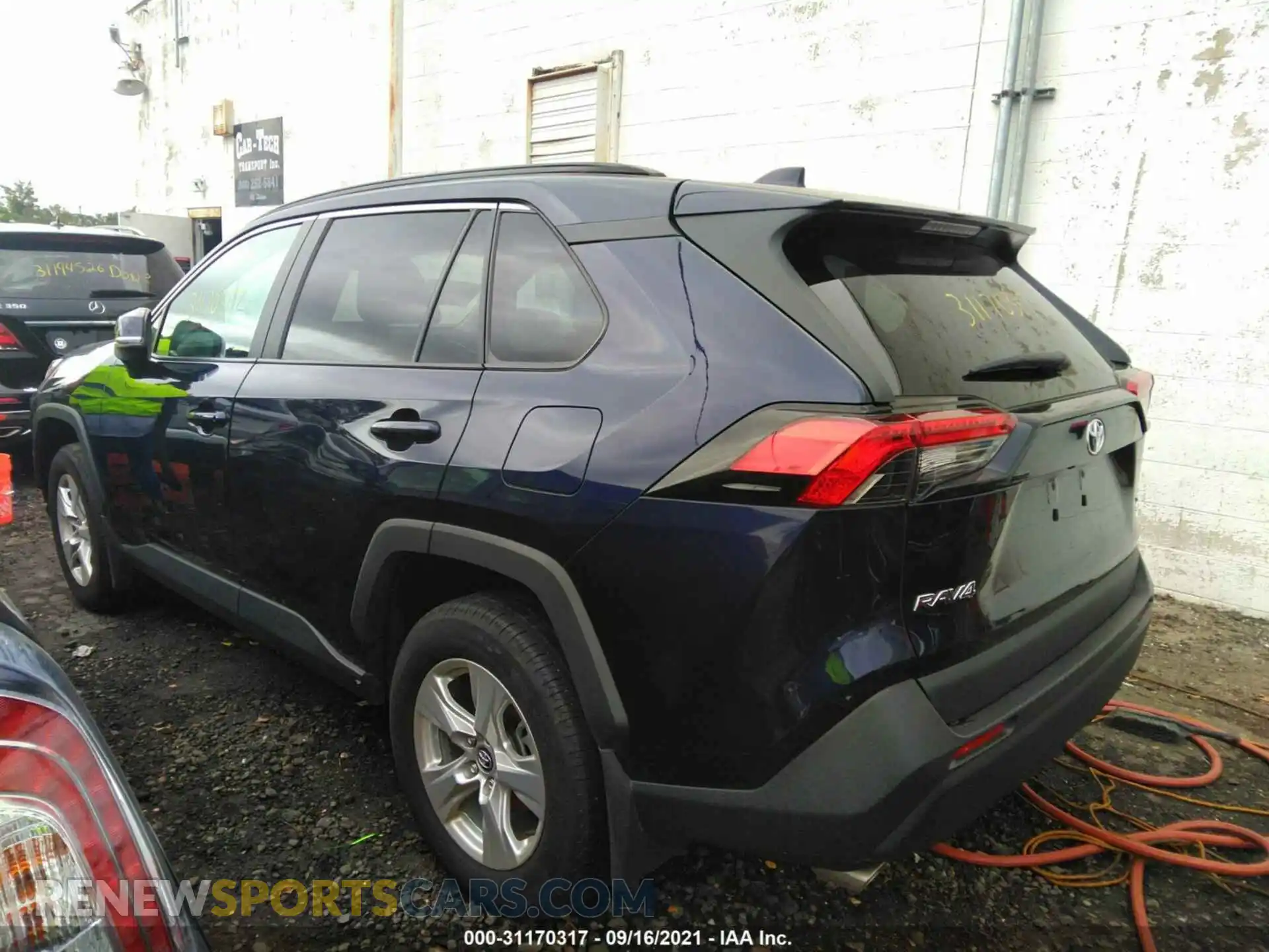 3 Photograph of a damaged car 2T3P1RFV3LC070905 TOYOTA RAV4 2020