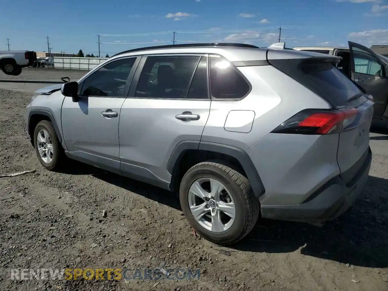2 Photograph of a damaged car 2T3P1RFV3LC087672 TOYOTA RAV4 2020