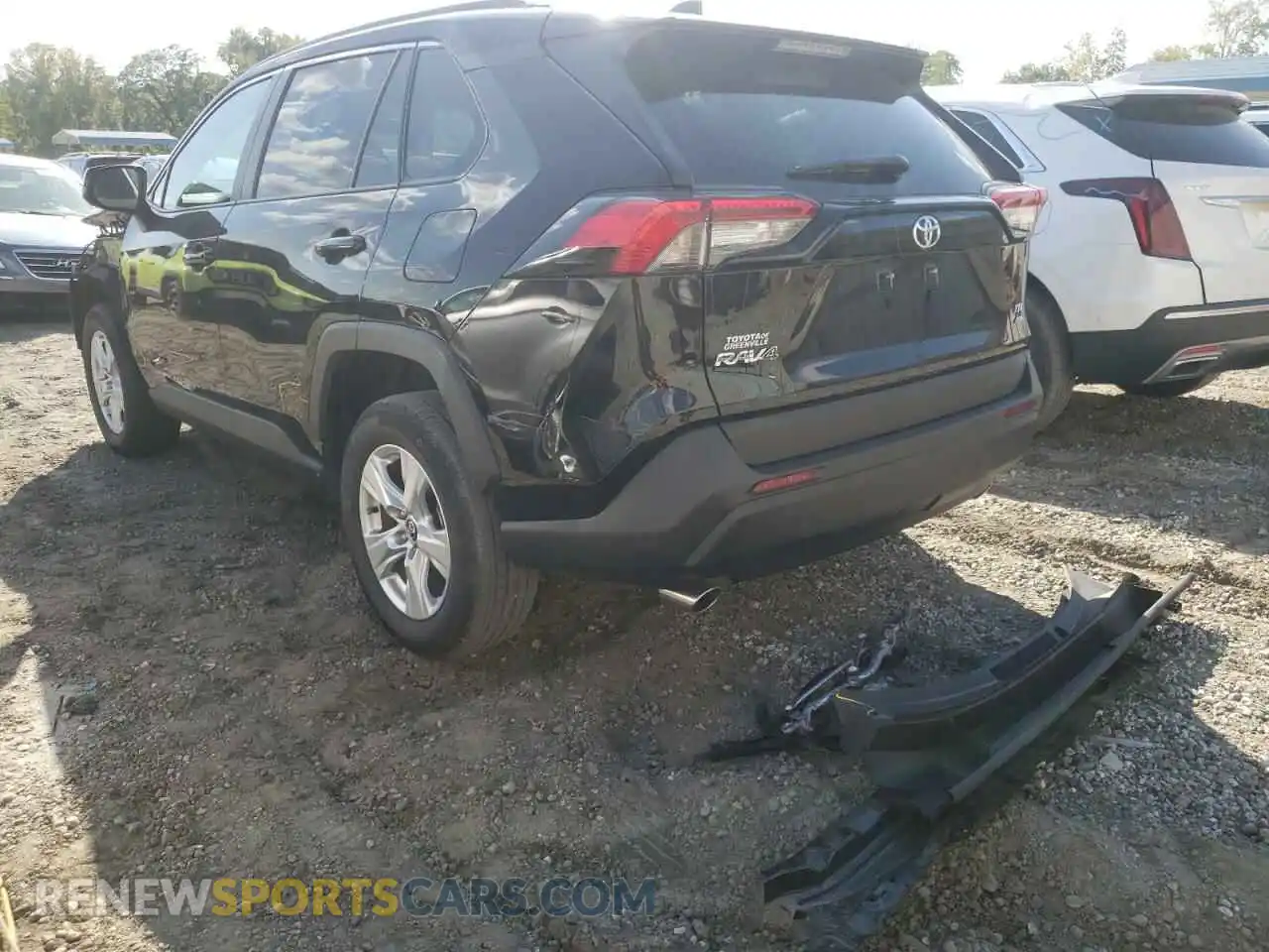 3 Photograph of a damaged car 2T3P1RFV3LC089194 TOYOTA RAV4 2020