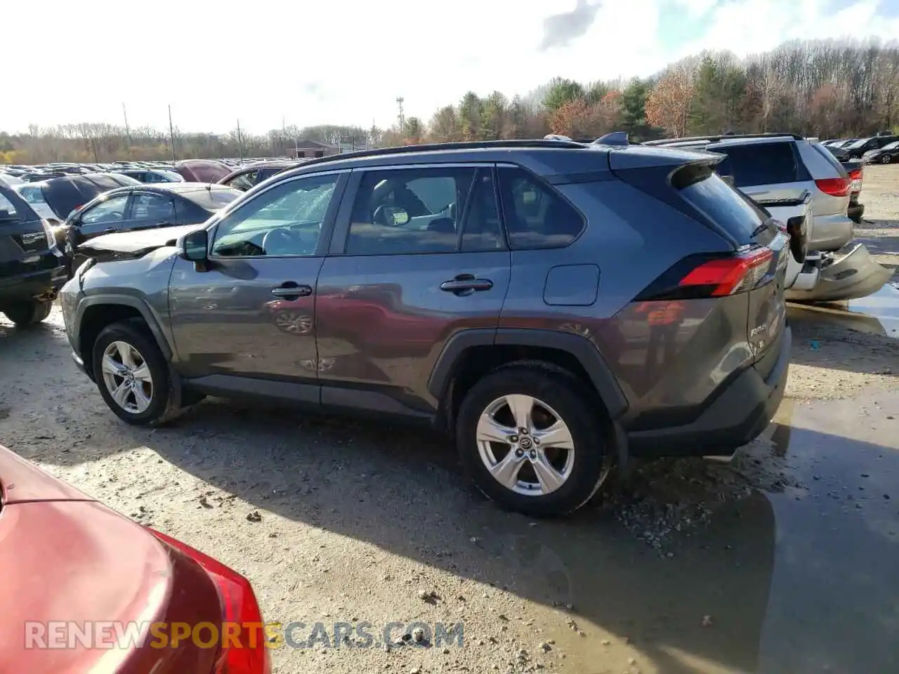 2 Photograph of a damaged car 2T3P1RFV3LC096310 TOYOTA RAV4 2020