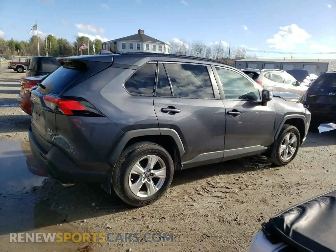 3 Photograph of a damaged car 2T3P1RFV3LC096310 TOYOTA RAV4 2020