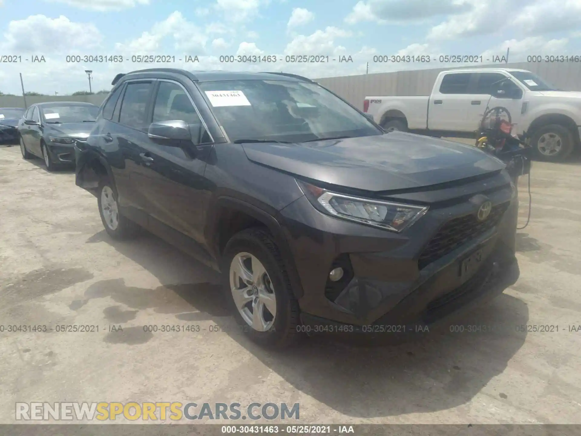 1 Фотография поврежденного автомобиля 2T3P1RFV3LC100985 TOYOTA RAV4 2020