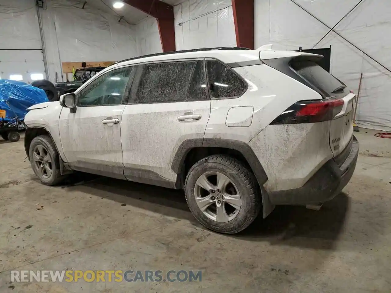 2 Photograph of a damaged car 2T3P1RFV3LC131752 TOYOTA RAV4 2020