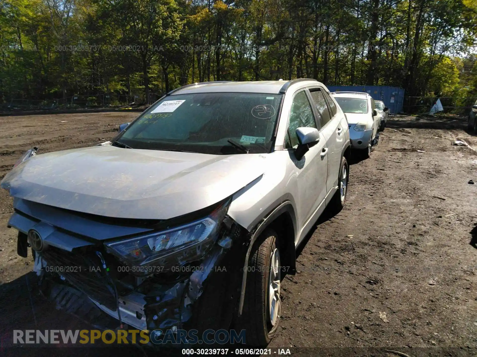 2 Photograph of a damaged car 2T3P1RFV3LW106803 TOYOTA RAV4 2020