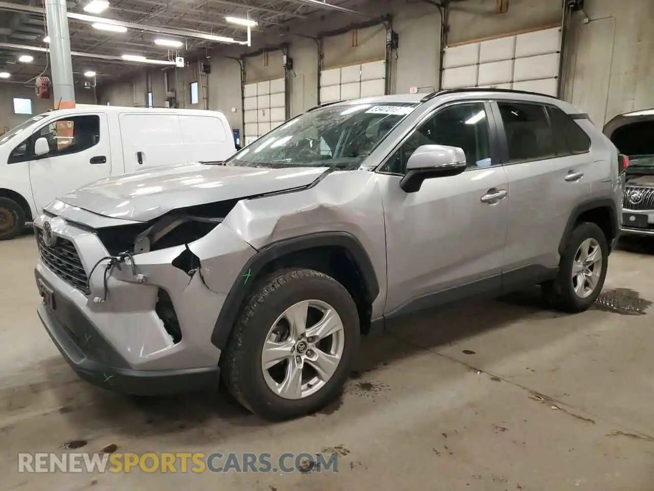 1 Фотография поврежденного автомобиля 2T3P1RFV3LW110382 TOYOTA RAV4 2020
