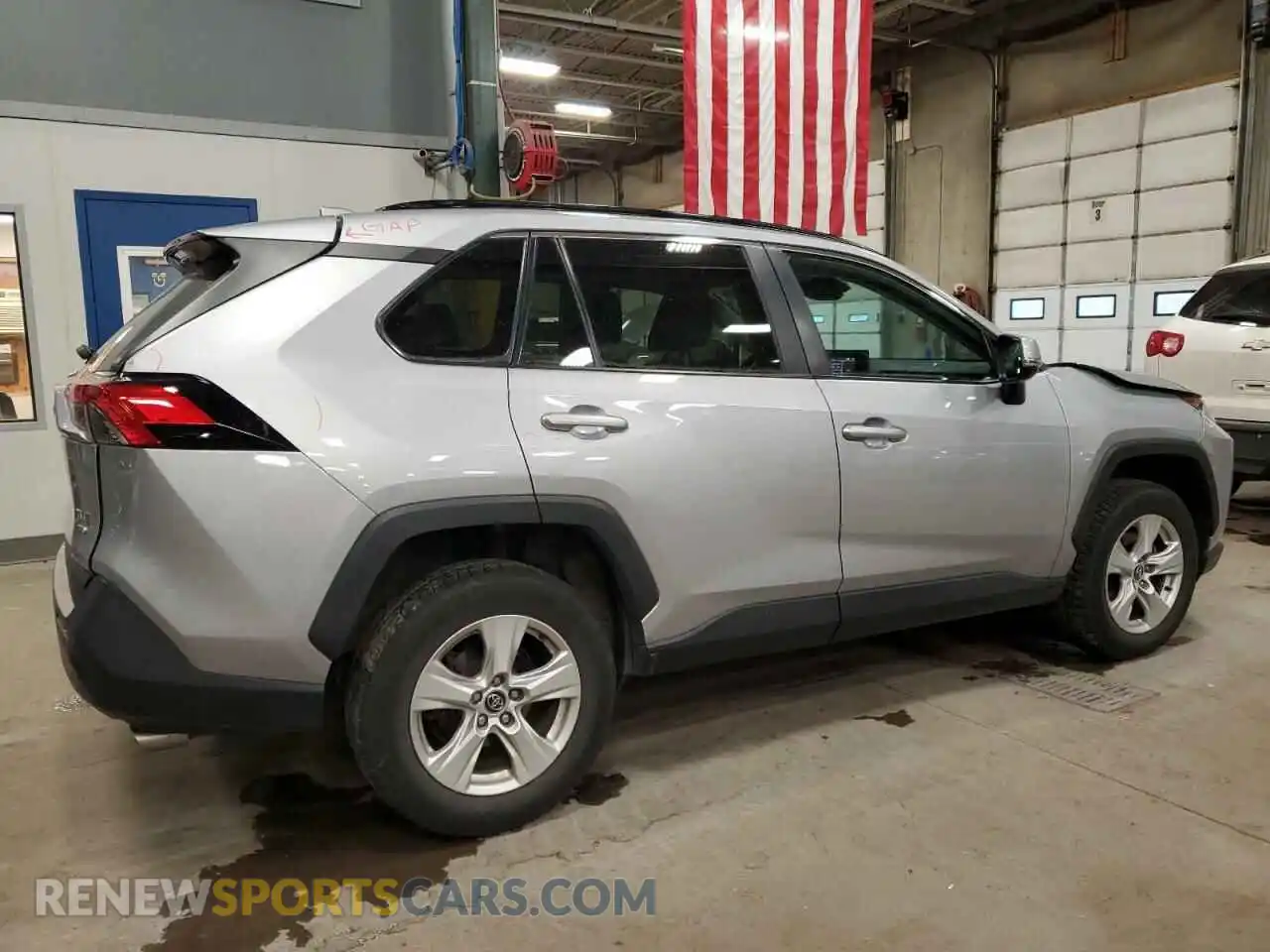 3 Фотография поврежденного автомобиля 2T3P1RFV3LW110382 TOYOTA RAV4 2020