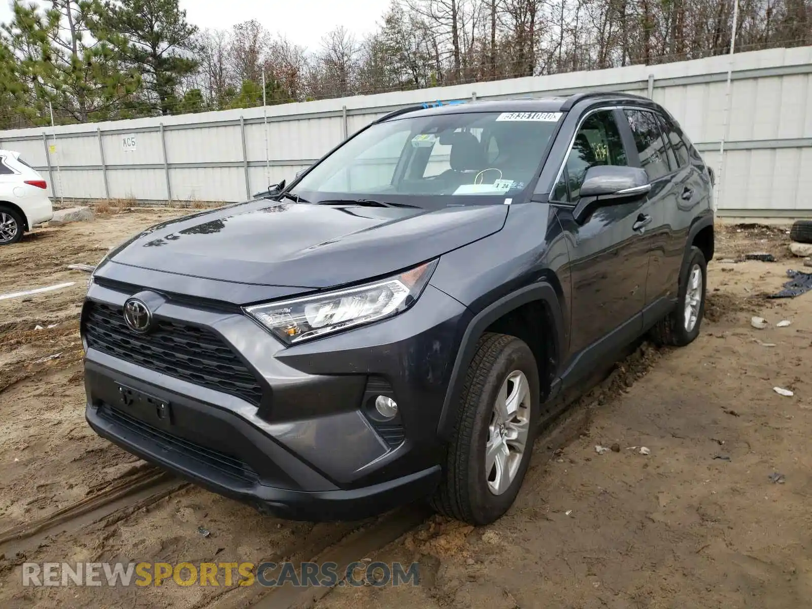 2 Photograph of a damaged car 2T3P1RFV4LC090628 TOYOTA RAV4 2020