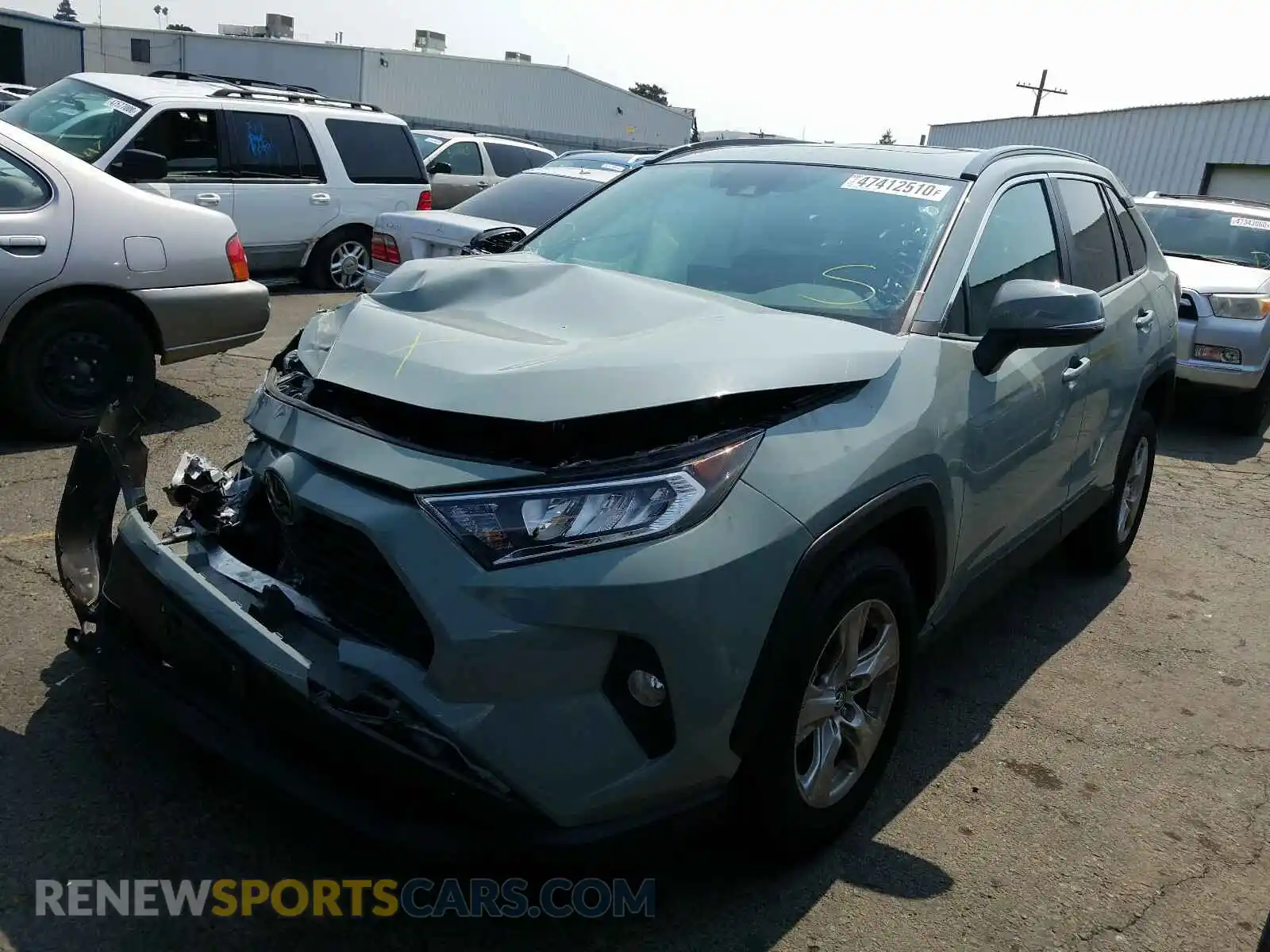 2 Photograph of a damaged car 2T3P1RFV4LC105712 TOYOTA RAV4 2020