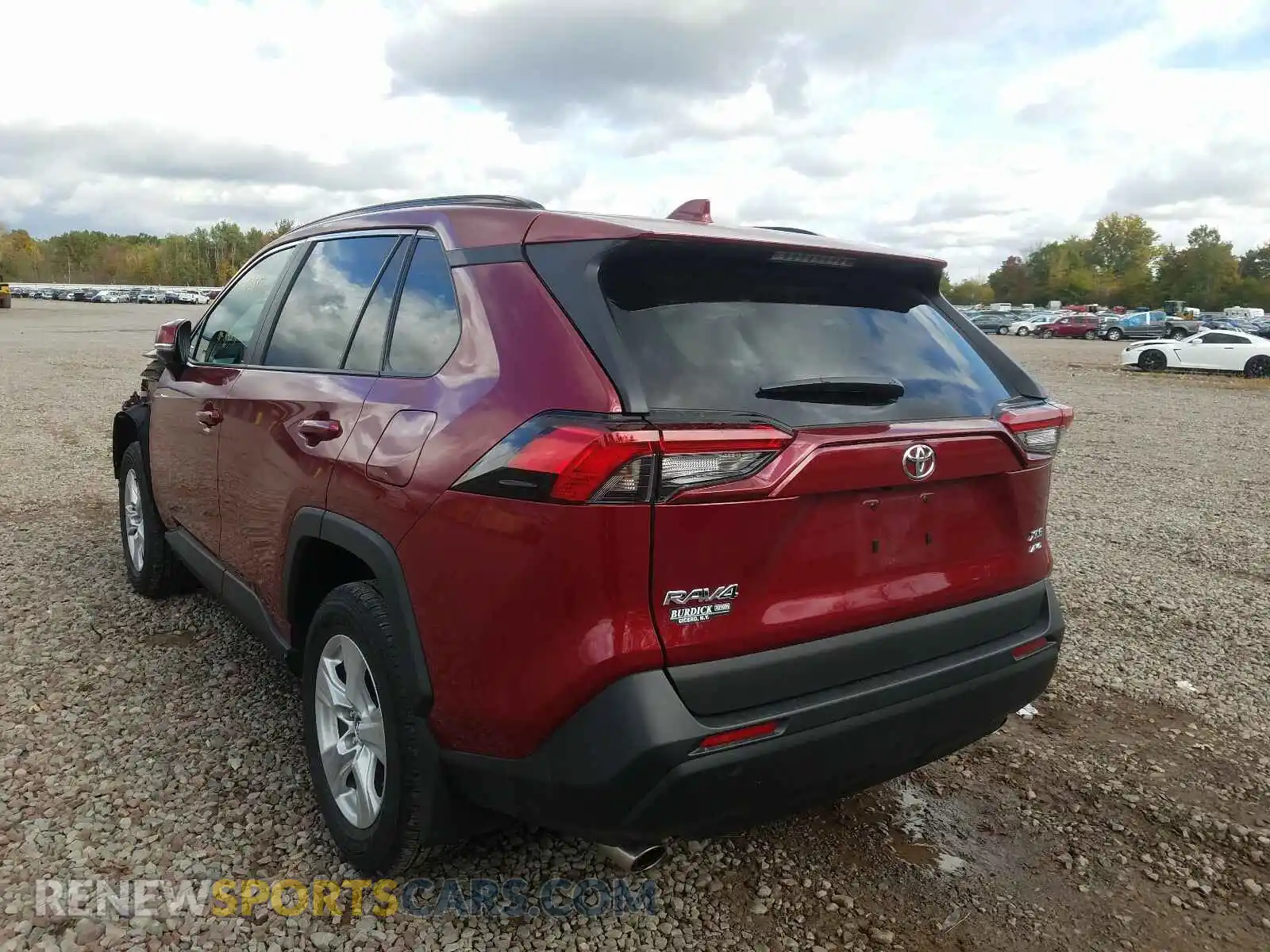 3 Photograph of a damaged car 2T3P1RFV4LW122301 TOYOTA RAV4 2020
