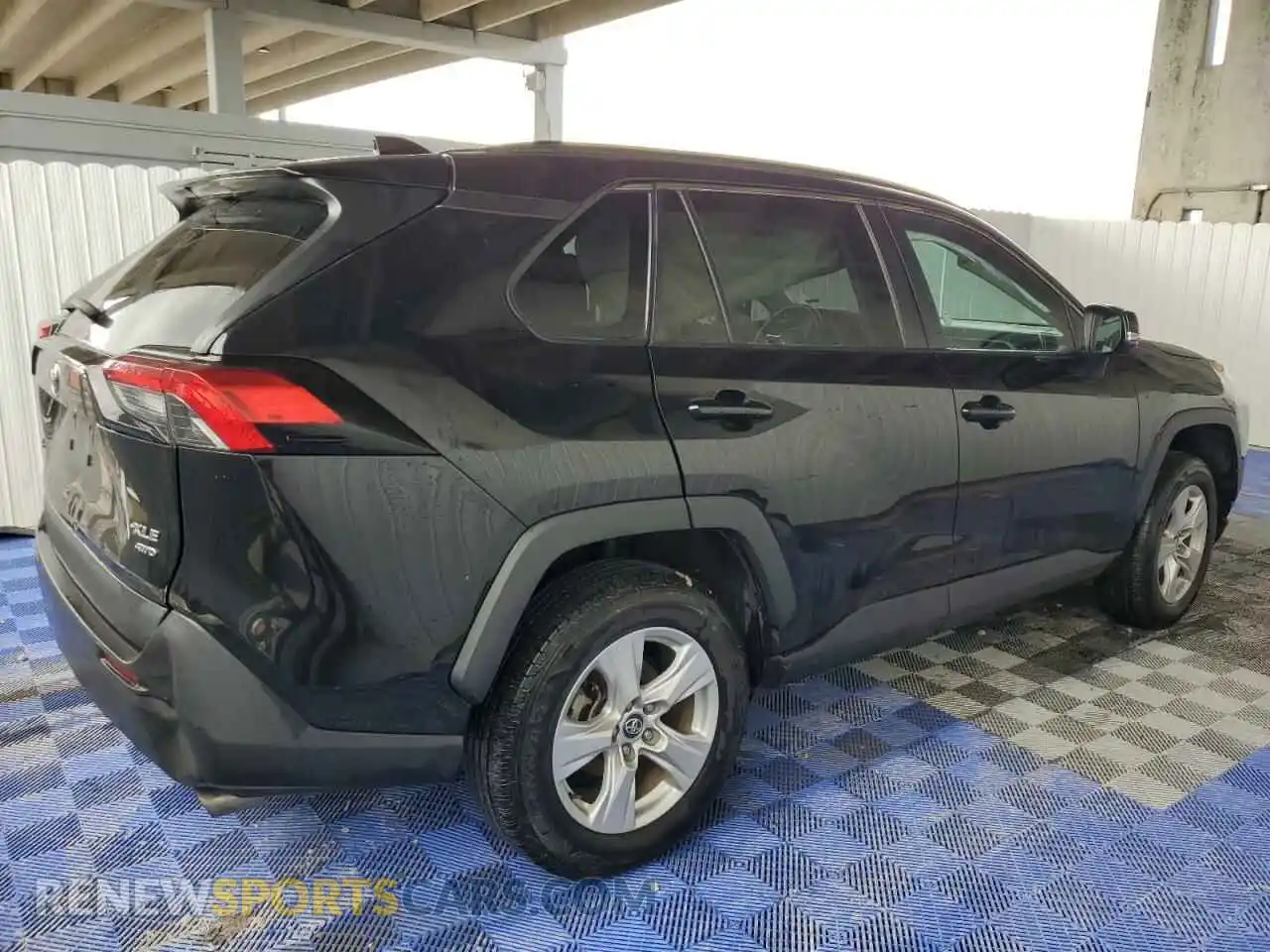 3 Photograph of a damaged car 2T3P1RFV4LW126915 TOYOTA RAV4 2020