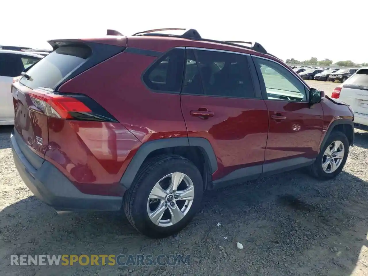 3 Photograph of a damaged car 2T3P1RFV5LC103113 TOYOTA RAV4 2020