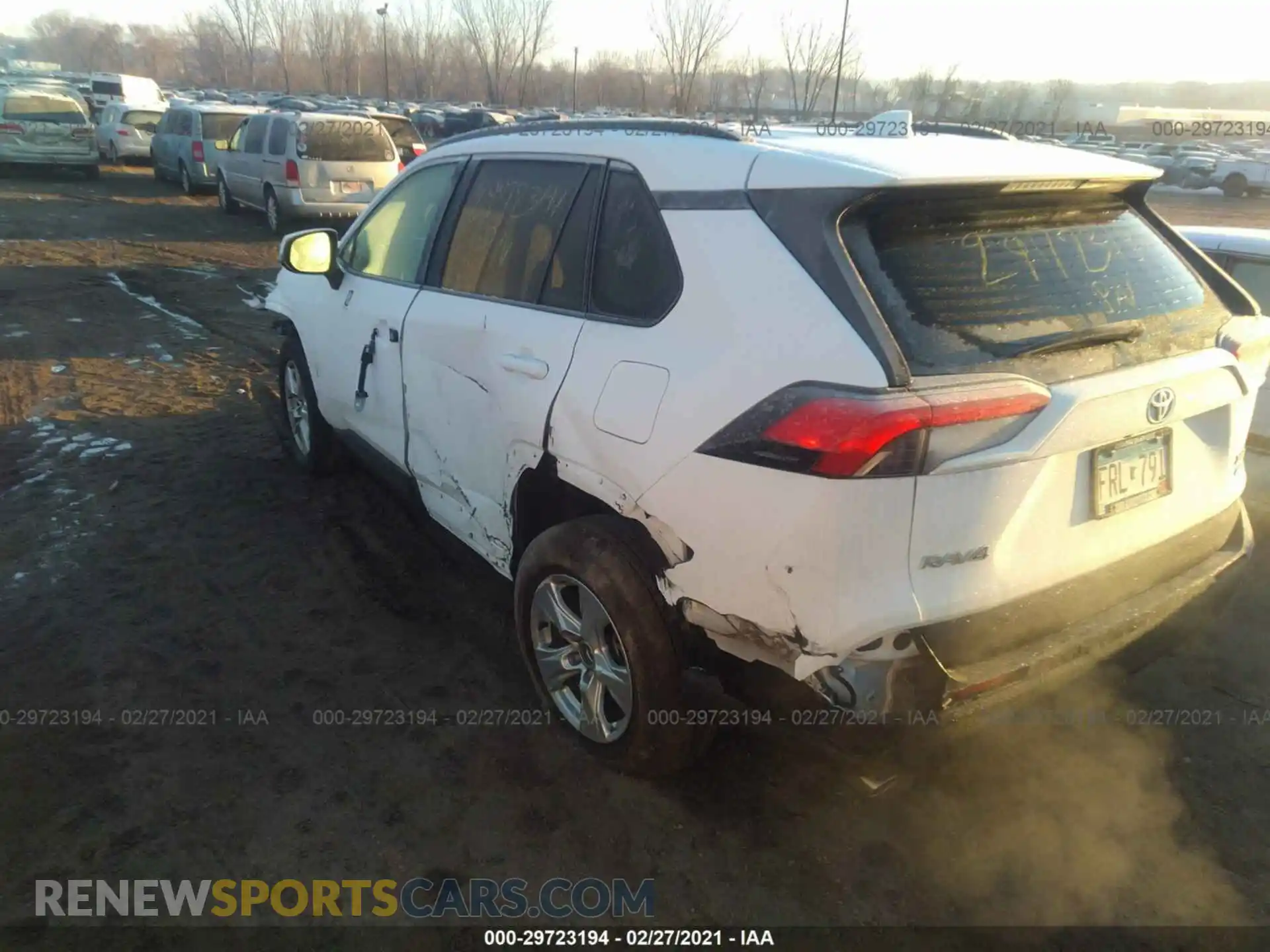 3 Photograph of a damaged car 2T3P1RFV6LC063401 TOYOTA RAV4 2020