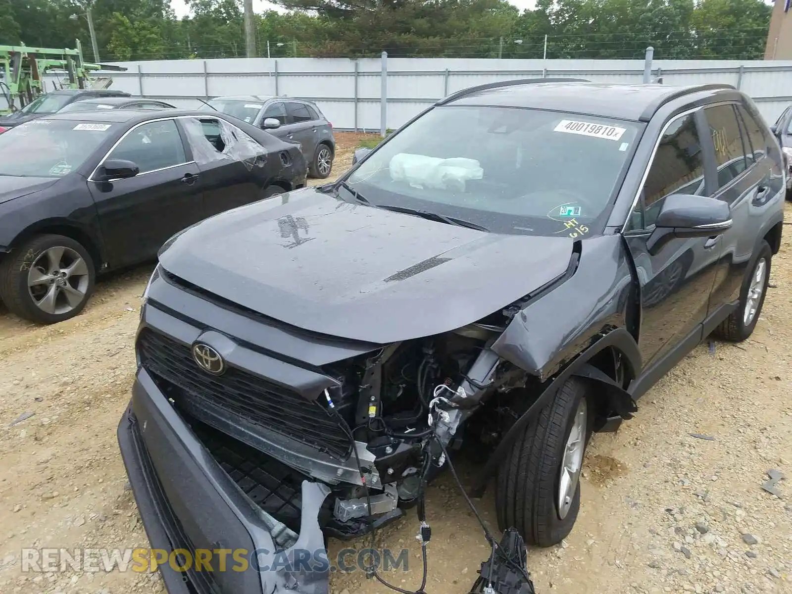 2 fotografías del automóvil dañado 2T3P1RFV6LC081834 TOYOTA RAV4 2020