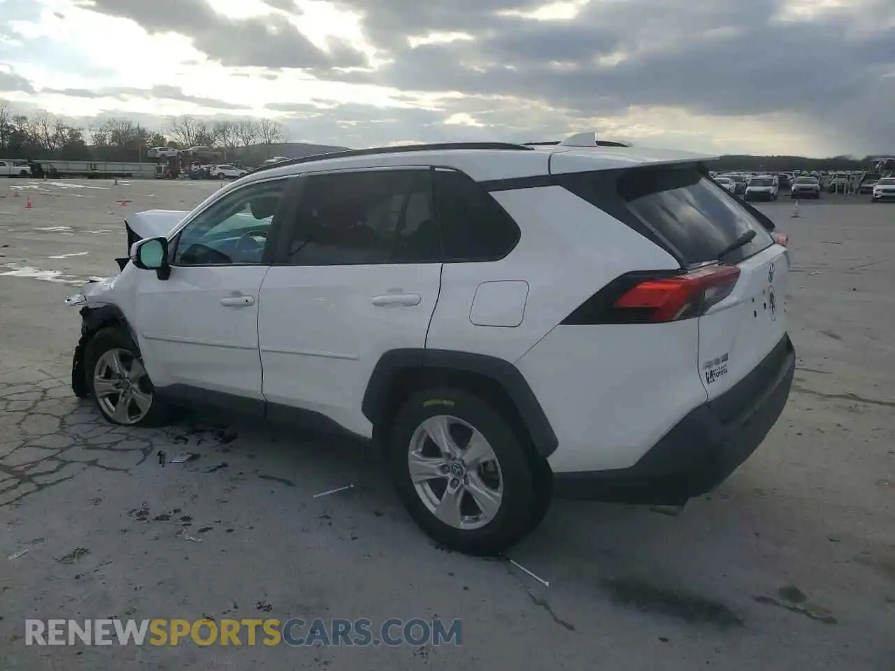 2 Photograph of a damaged car 2T3P1RFV6LC098360 TOYOTA RAV4 2020