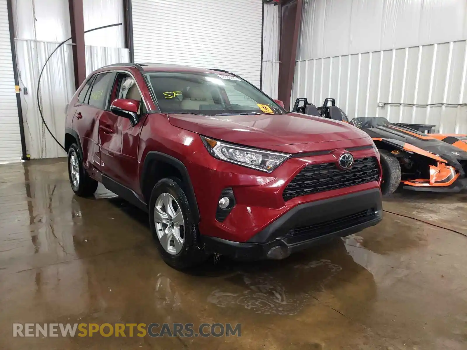 1 Photograph of a damaged car 2T3P1RFV6LC124908 TOYOTA RAV4 2020