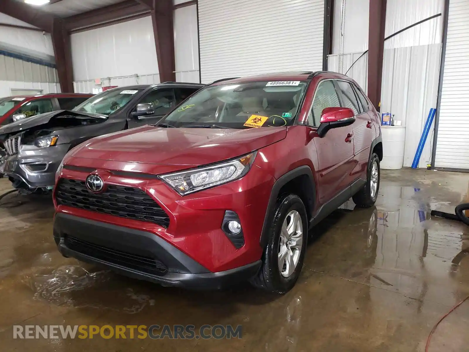 2 Photograph of a damaged car 2T3P1RFV6LC124908 TOYOTA RAV4 2020