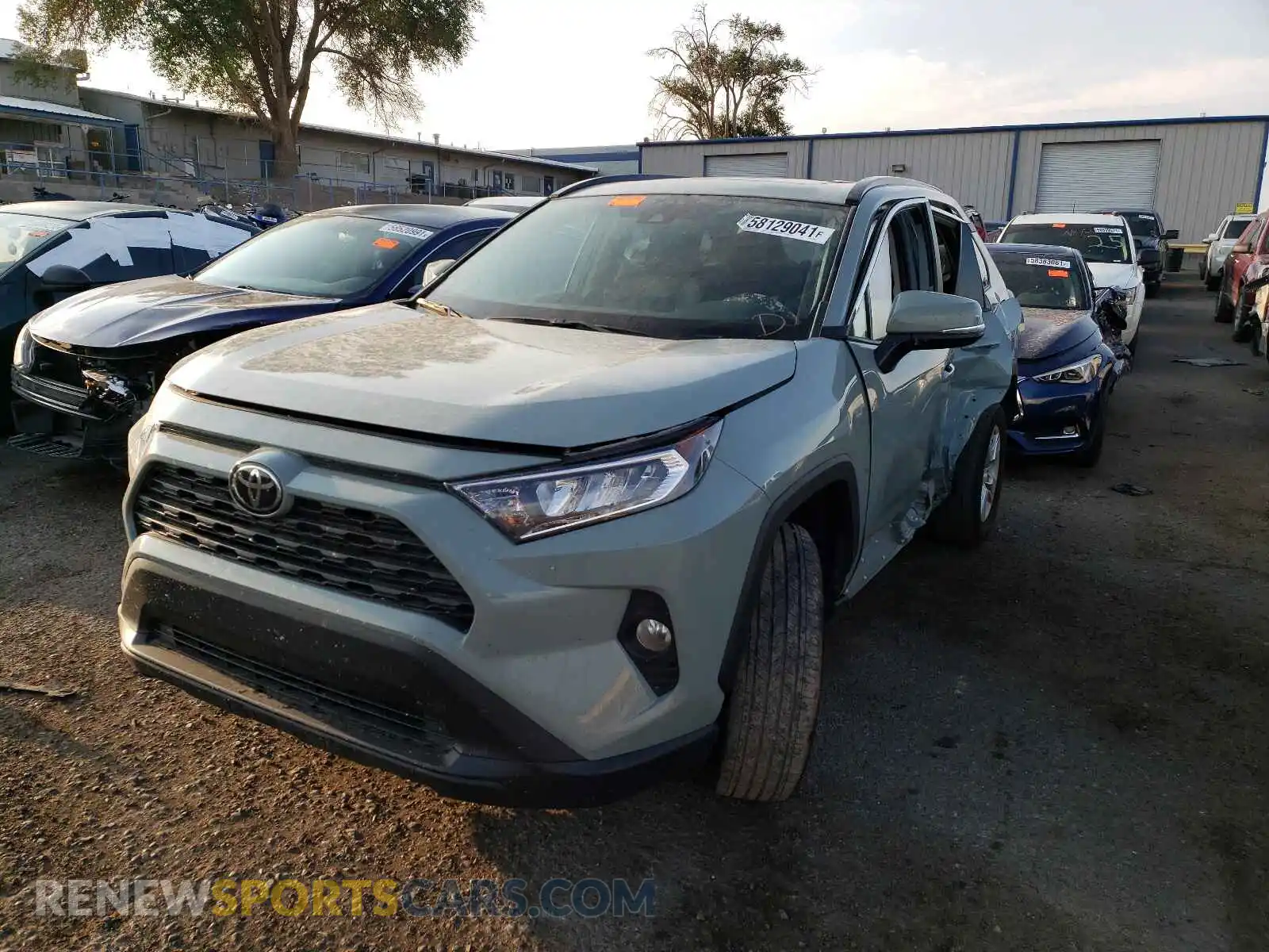 2 Photograph of a damaged car 2T3P1RFV6LC126061 TOYOTA RAV4 2020