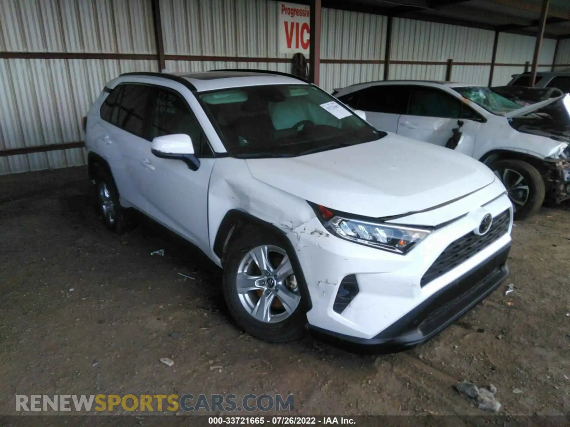 1 Photograph of a damaged car 2T3P1RFV6LC126402 TOYOTA RAV4 2020