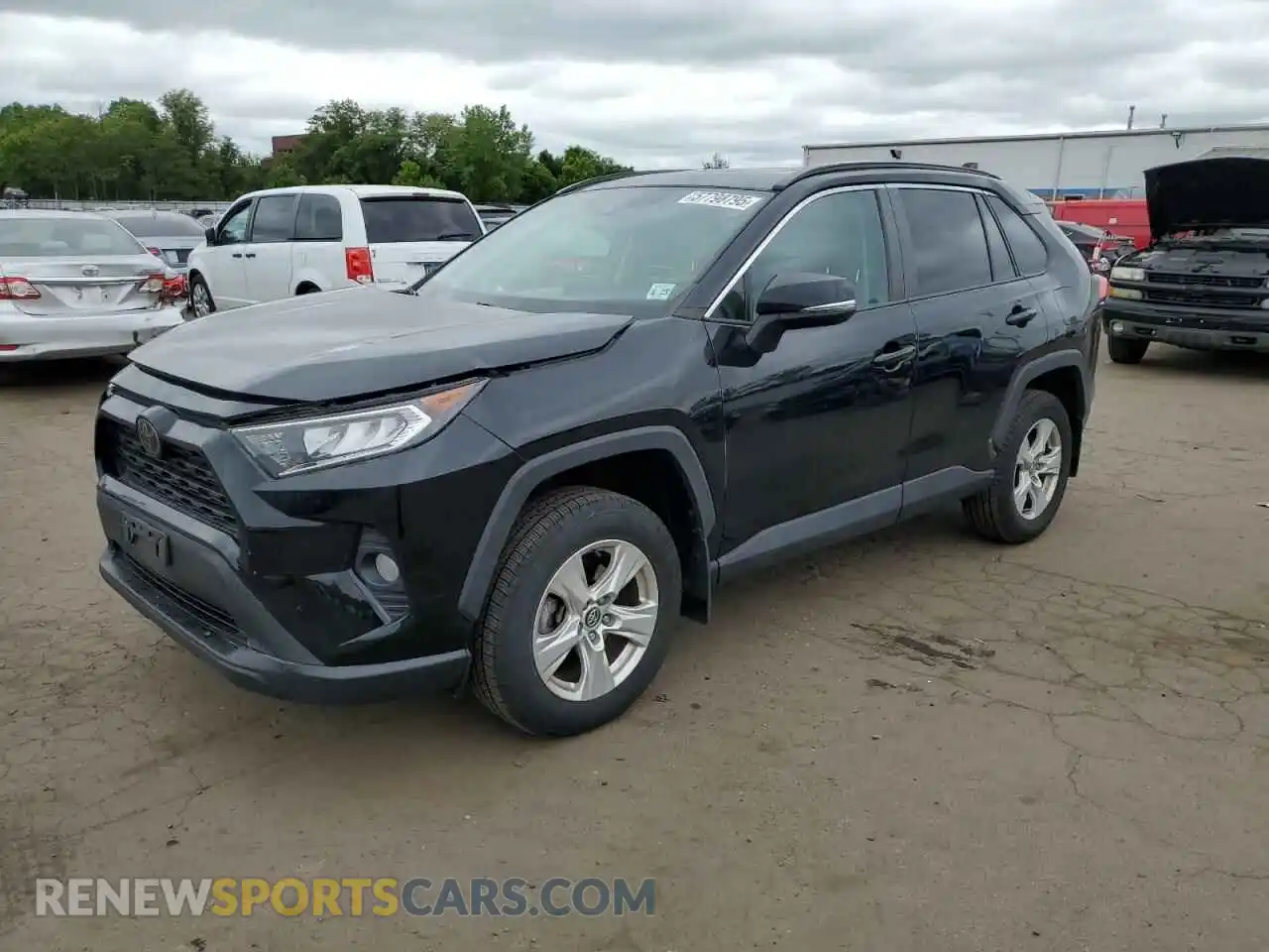1 Photograph of a damaged car 2T3P1RFV6LW117827 TOYOTA RAV4 2020