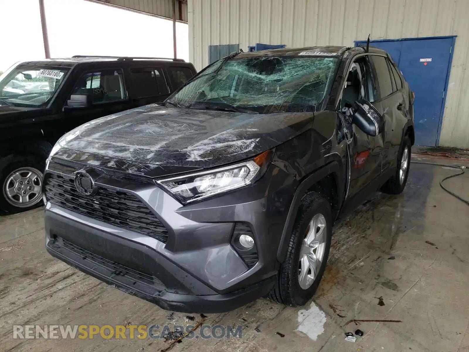 2 Photograph of a damaged car 2T3P1RFV7LC084581 TOYOTA RAV4 2020
