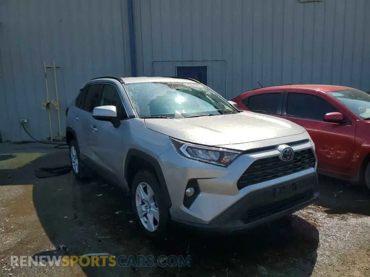 1 Photograph of a damaged car 2T3P1RFV7LC089828 TOYOTA RAV4 2020