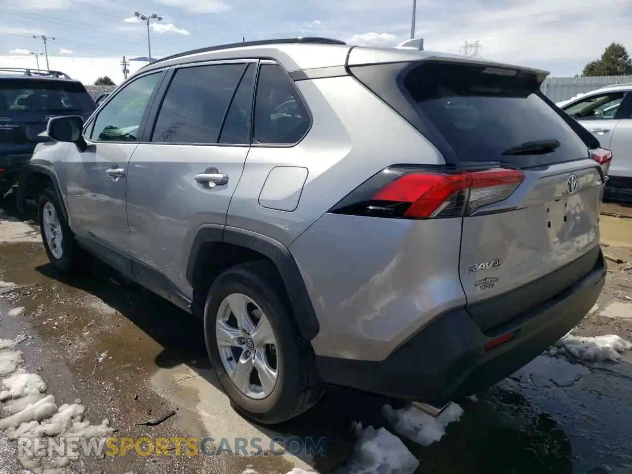 3 Photograph of a damaged car 2T3P1RFV7LC093894 TOYOTA RAV4 2020