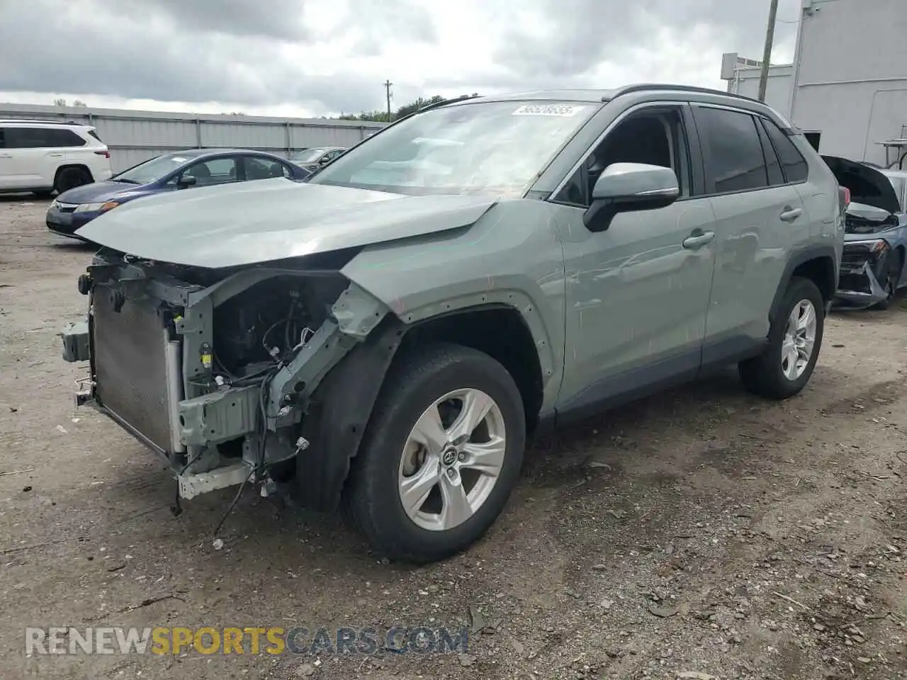 1 Photograph of a damaged car 2T3P1RFV7LW140016 TOYOTA RAV4 2020