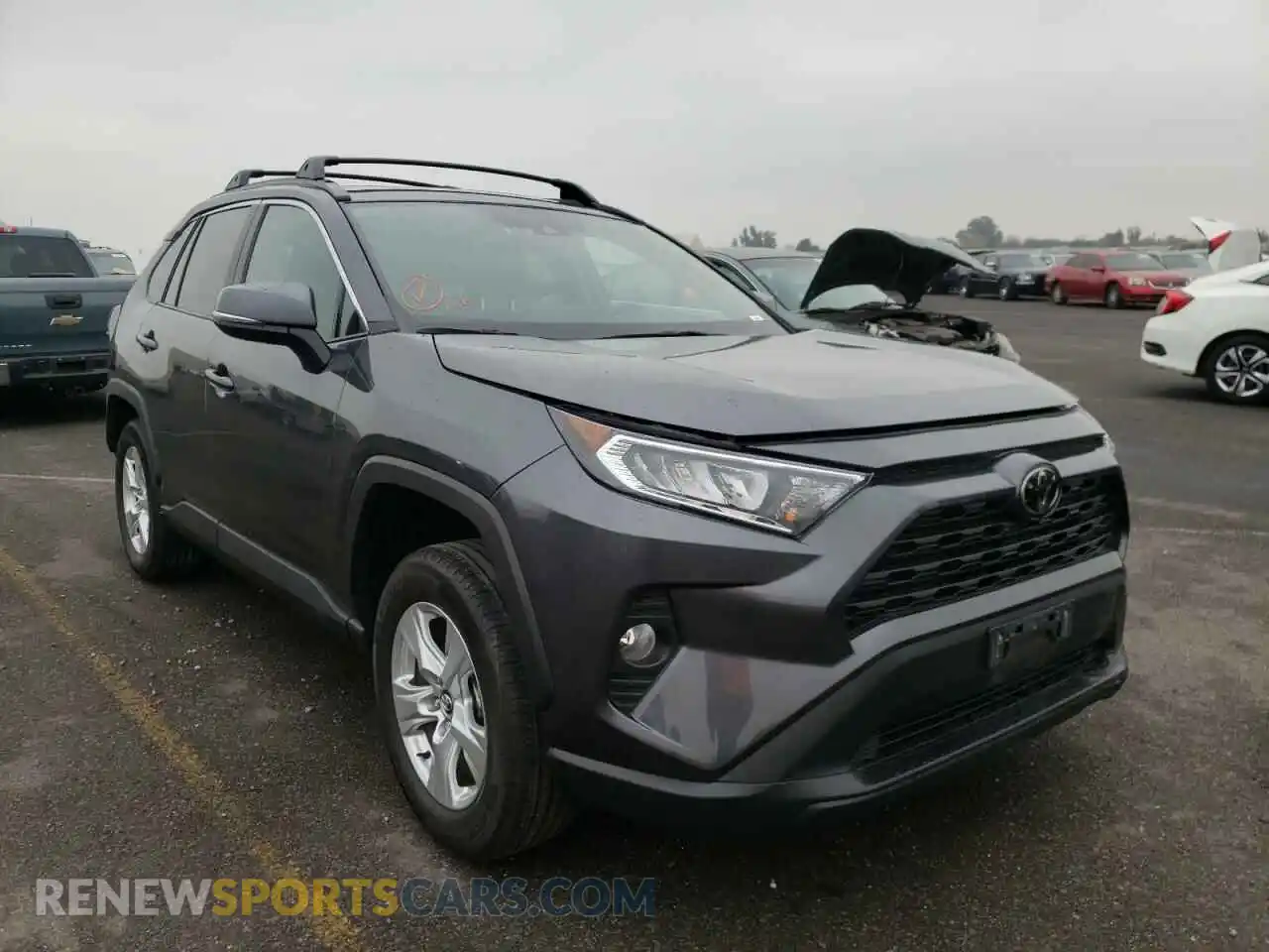 1 Photograph of a damaged car 2T3P1RFV8LC072567 TOYOTA RAV4 2020