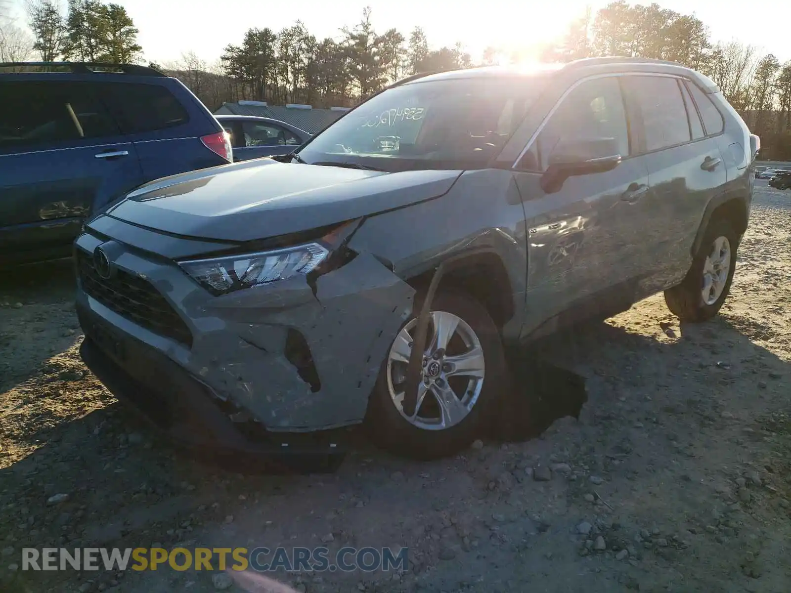 2 Photograph of a damaged car 2T3P1RFV8LC086372 TOYOTA RAV4 2020