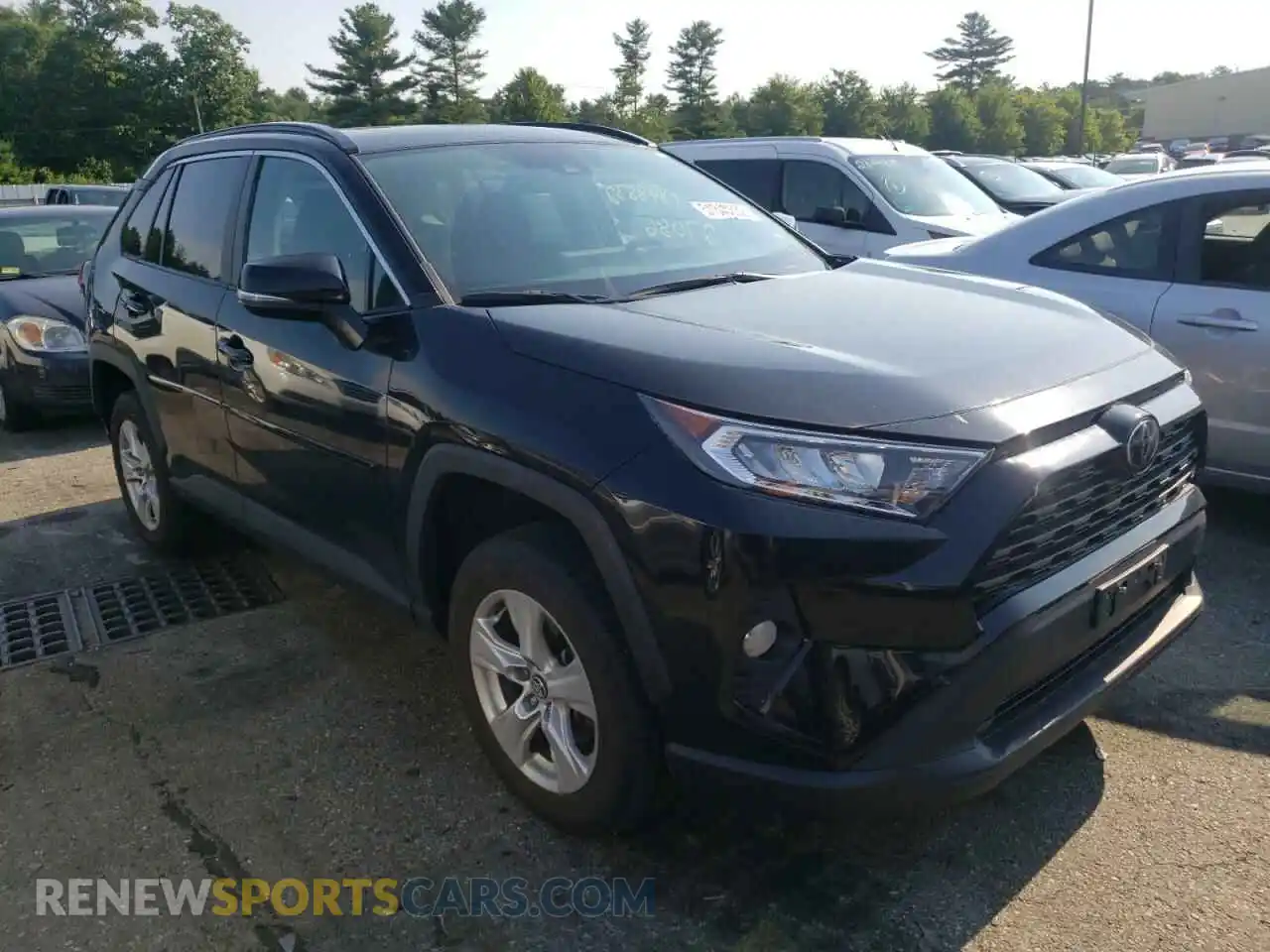 1 Photograph of a damaged car 2T3P1RFV8LC112243 TOYOTA RAV4 2020