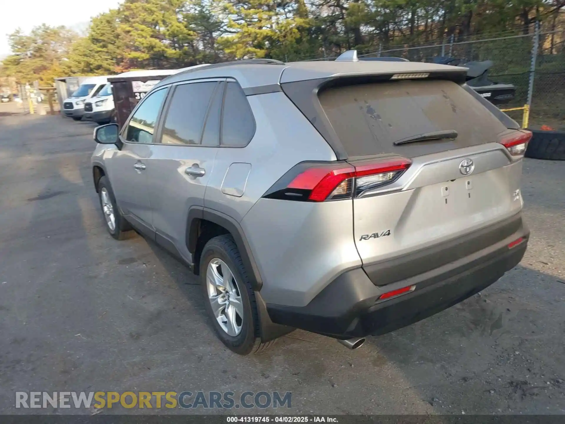 3 Photograph of a damaged car 2T3P1RFV8LW117943 TOYOTA RAV4 2020