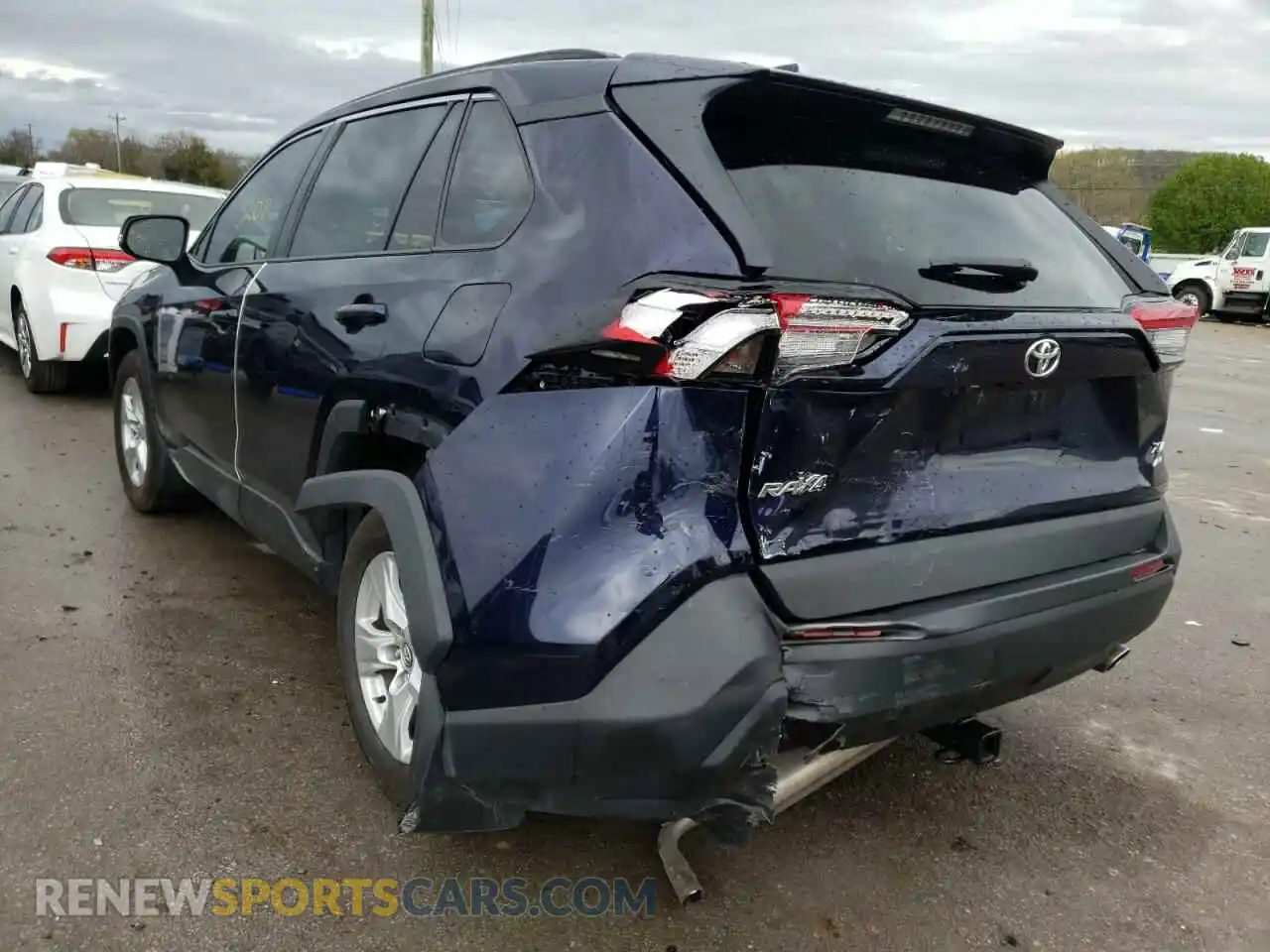 3 Фотография поврежденного автомобиля 2T3P1RFV8LW130014 TOYOTA RAV4 2020