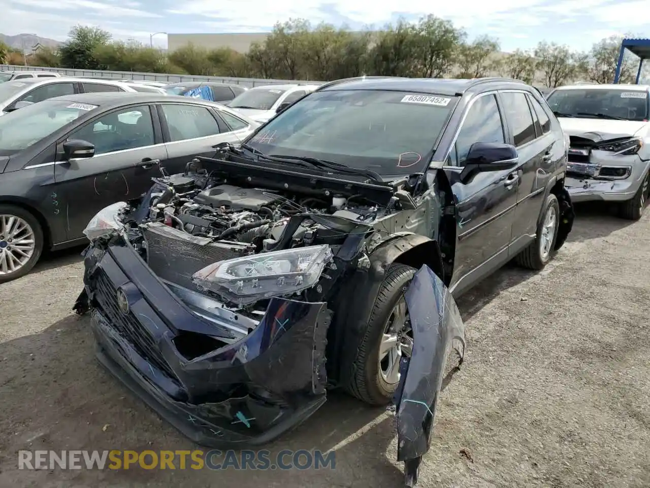 2 Photograph of a damaged car 2T3P1RFV9LC115068 TOYOTA RAV4 2020