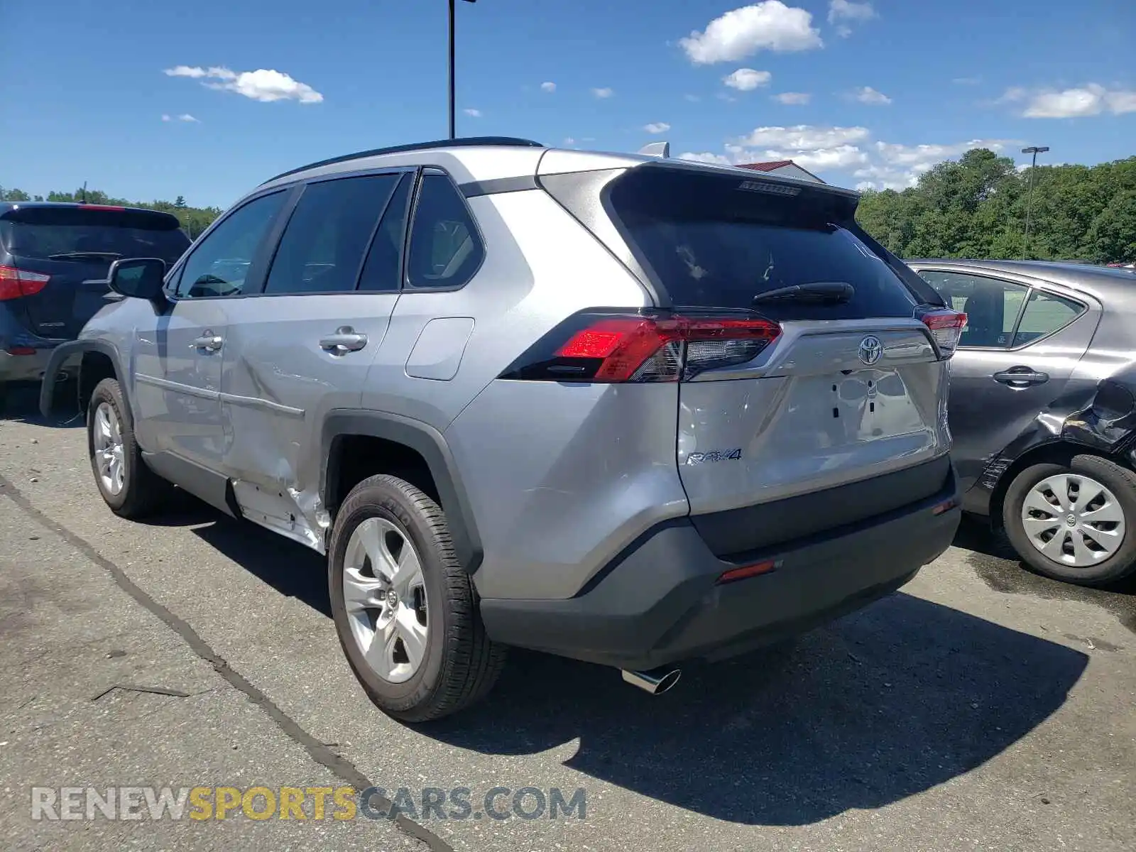 3 Фотография поврежденного автомобиля 2T3P1RFV9LC116706 TOYOTA RAV4 2020