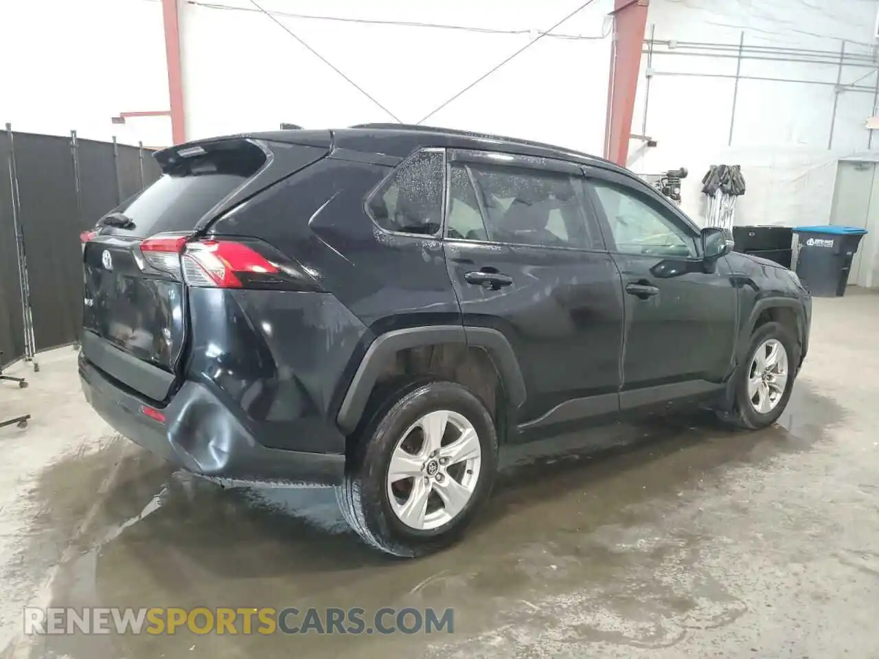 3 Photograph of a damaged car 2T3P1RFV9LW085603 TOYOTA RAV4 2020