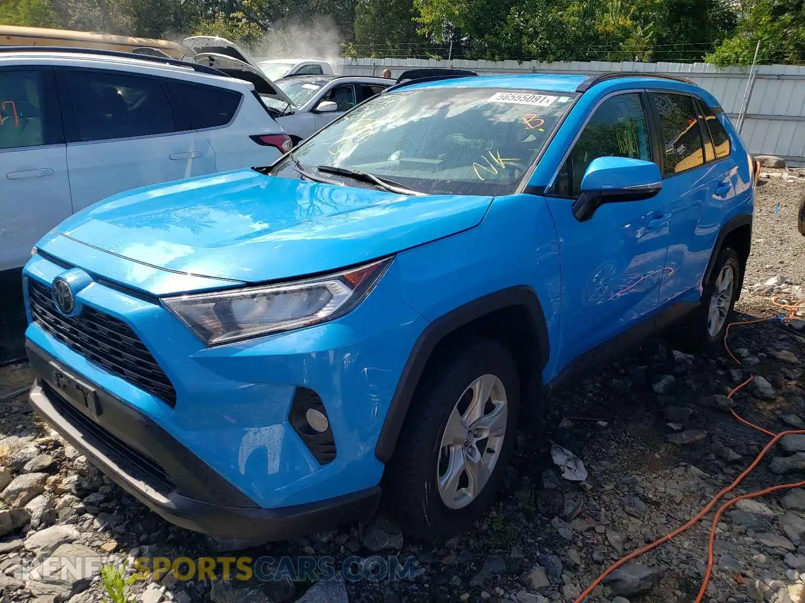 2 Photograph of a damaged car 2T3P1RFV9LW108636 TOYOTA RAV4 2020