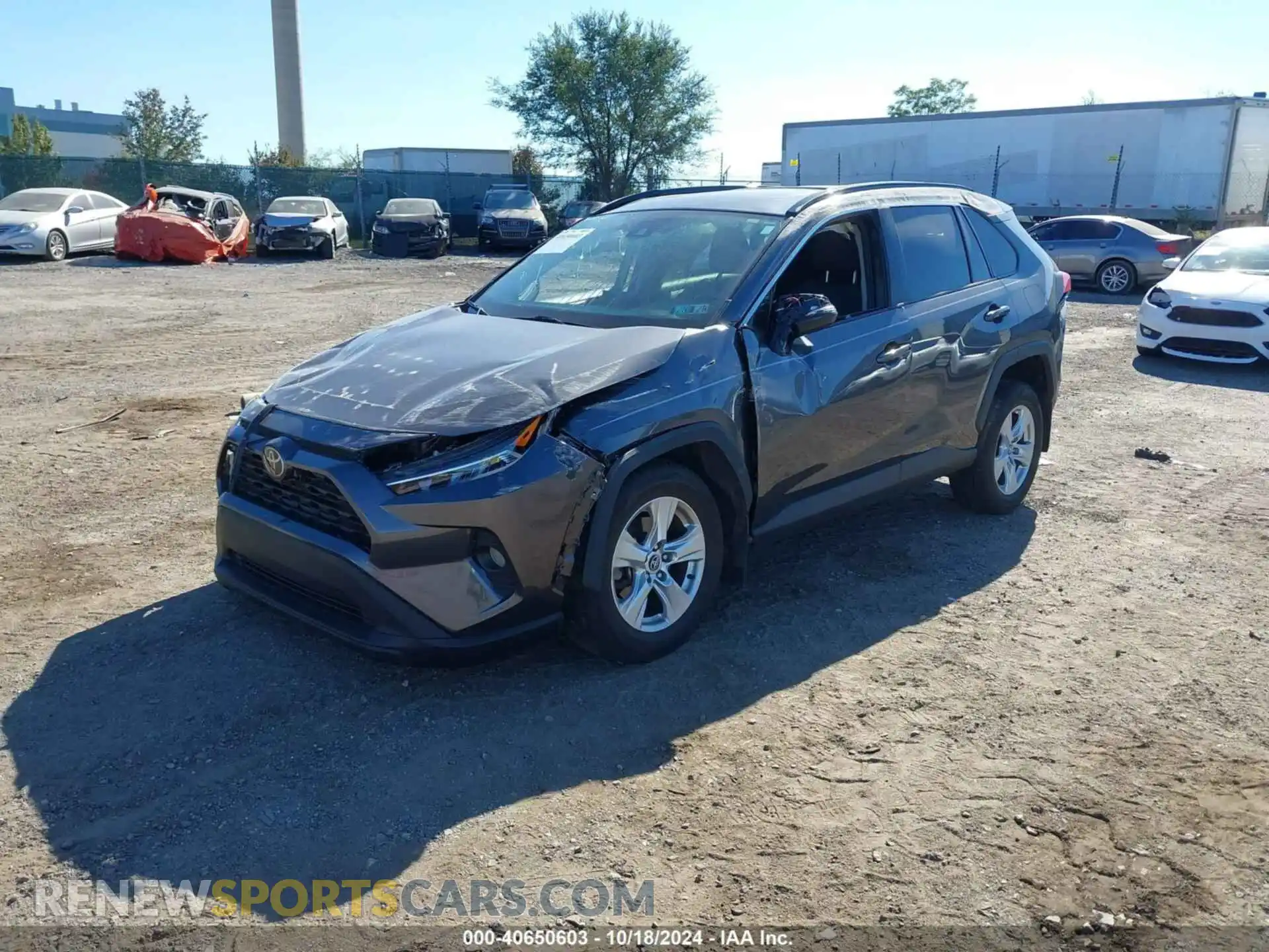 2 Photograph of a damaged car 2T3P1RFV9LW117191 TOYOTA RAV4 2020
