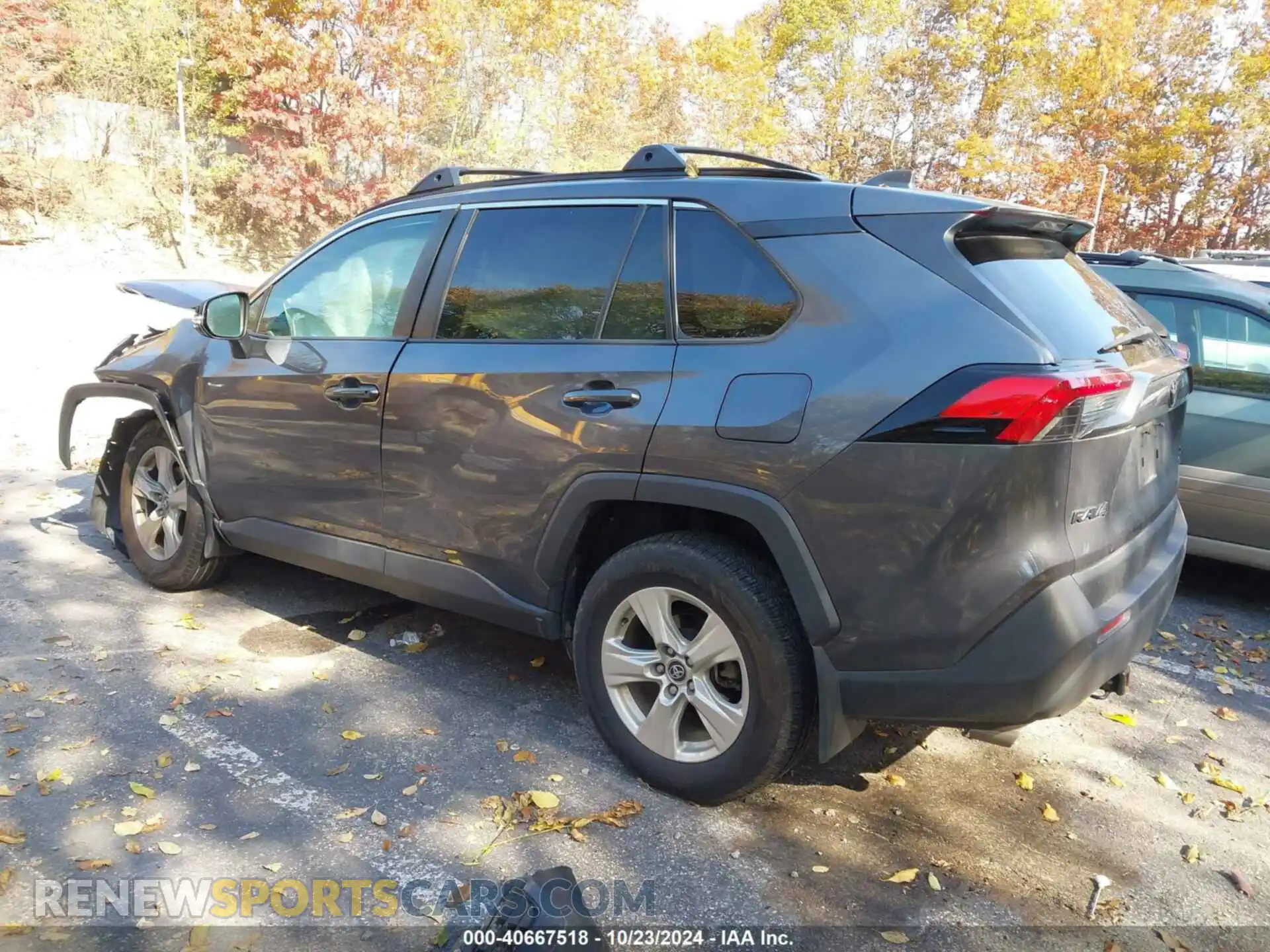 3 Photograph of a damaged car 2T3P1RFV9LW128997 TOYOTA RAV4 2020