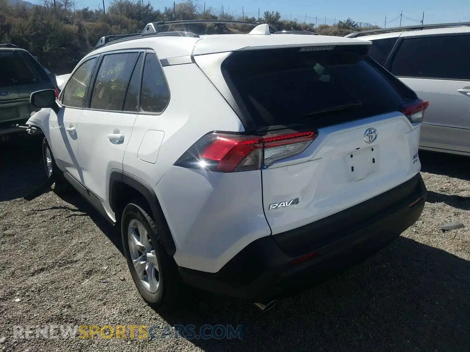 3 Photograph of a damaged car 2T3P1RFVXLC062817 TOYOTA RAV4 2020