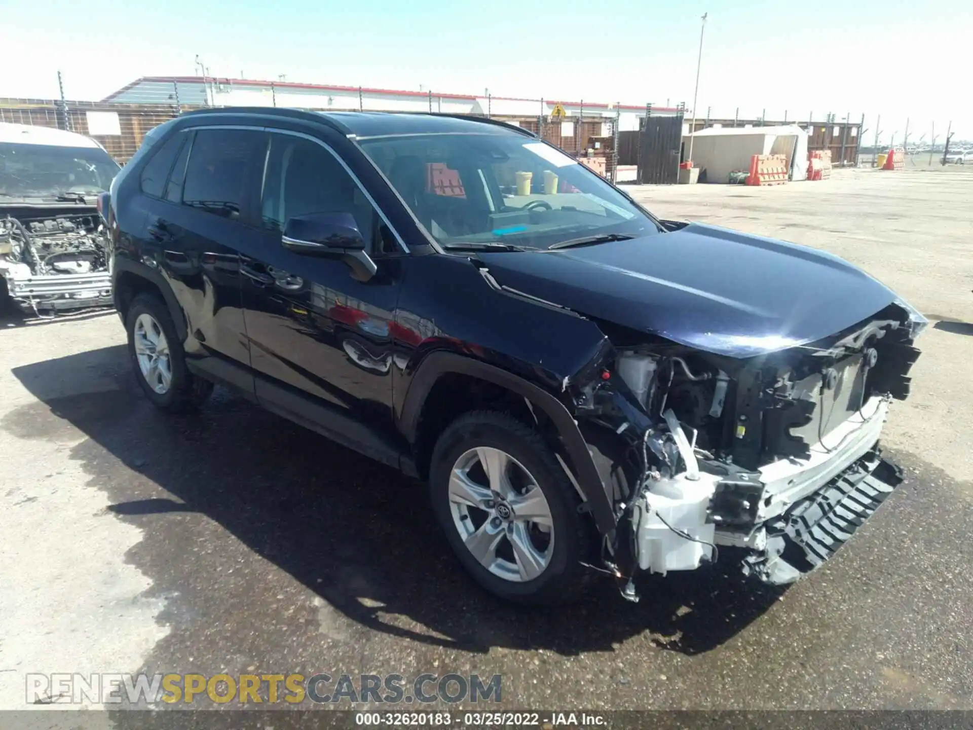 1 Photograph of a damaged car 2T3P1RFVXLC079066 TOYOTA RAV4 2020
