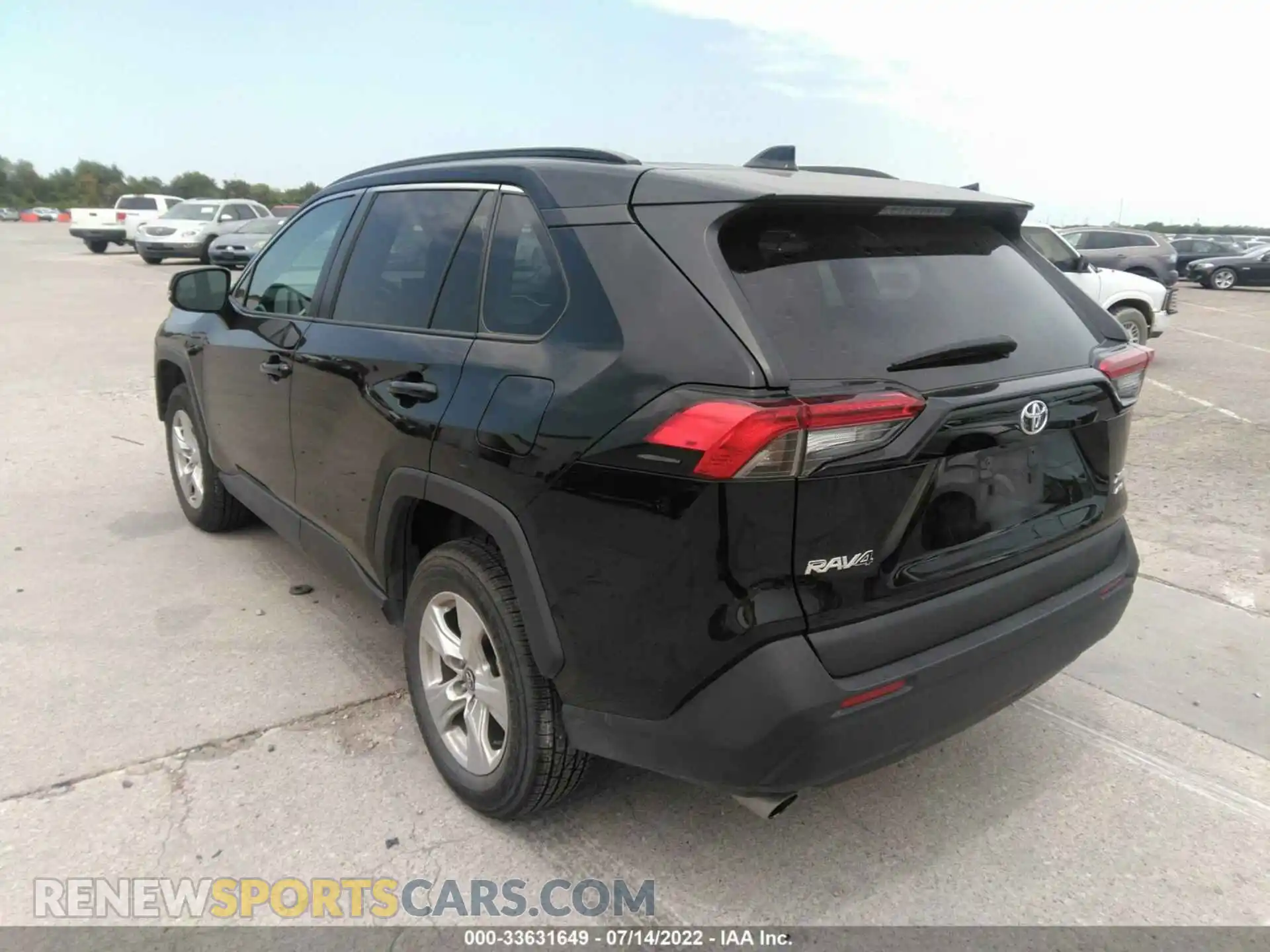 3 Photograph of a damaged car 2T3P1RFVXLC098927 TOYOTA RAV4 2020