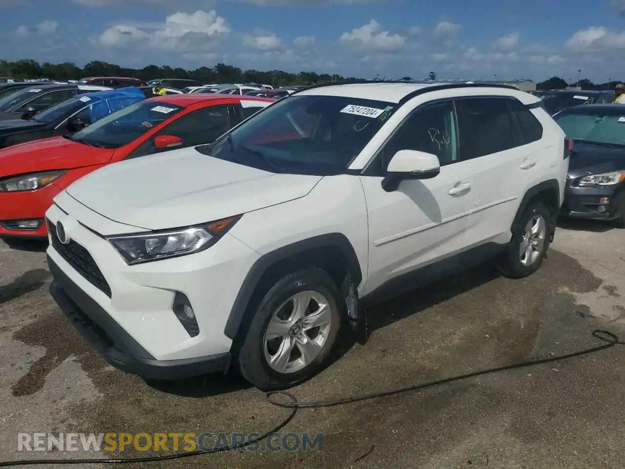 1 Photograph of a damaged car 2T3P1RFVXLC107612 TOYOTA RAV4 2020