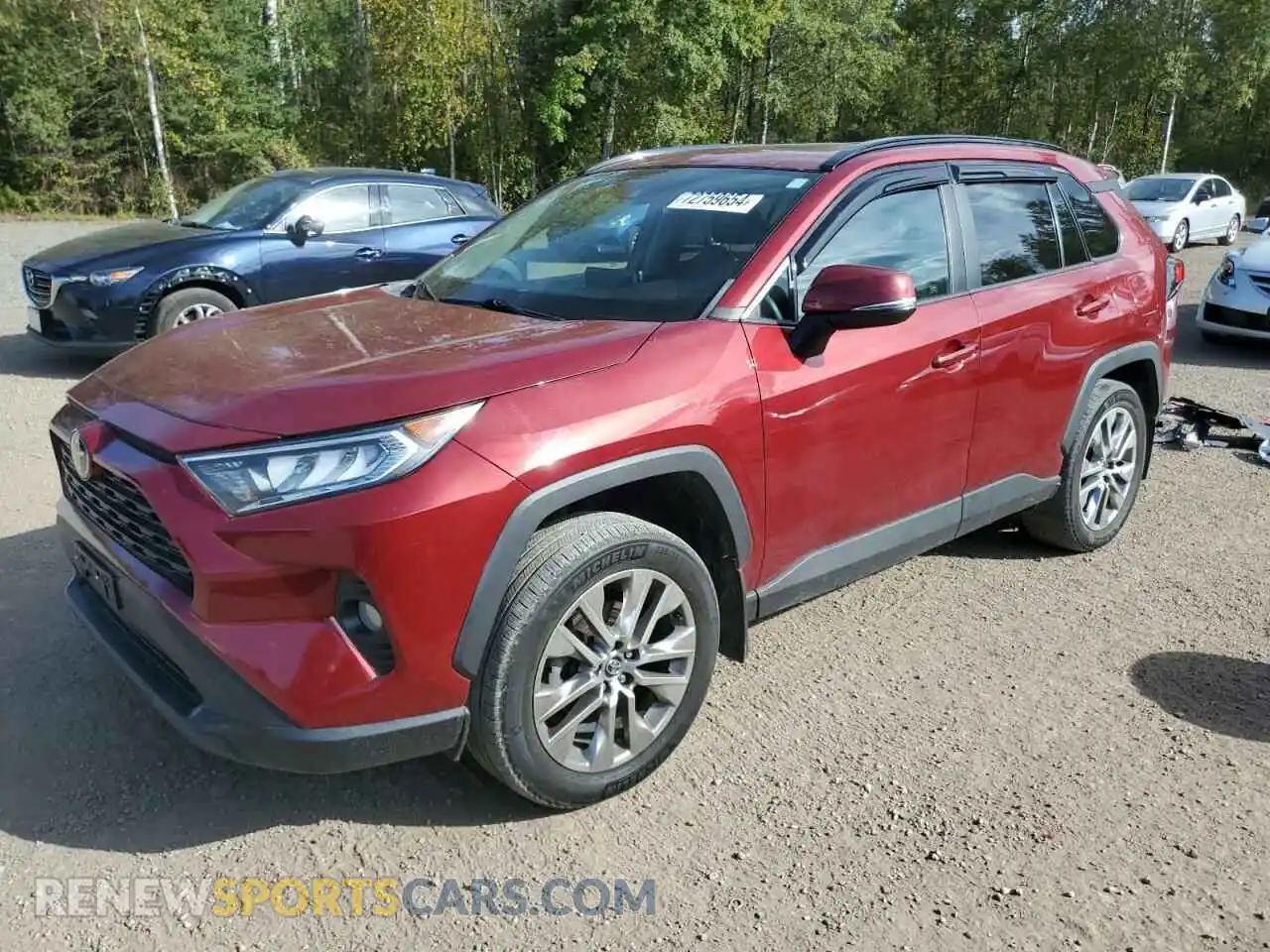 1 Photograph of a damaged car 2T3R1RFV2LC062142 TOYOTA RAV4 2020