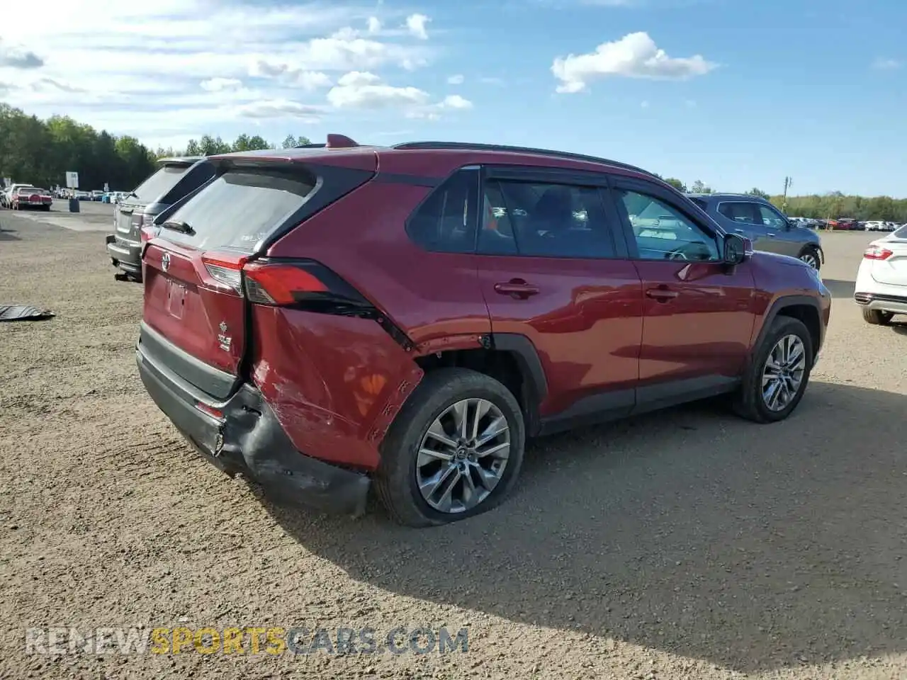 3 Photograph of a damaged car 2T3R1RFV2LC062142 TOYOTA RAV4 2020