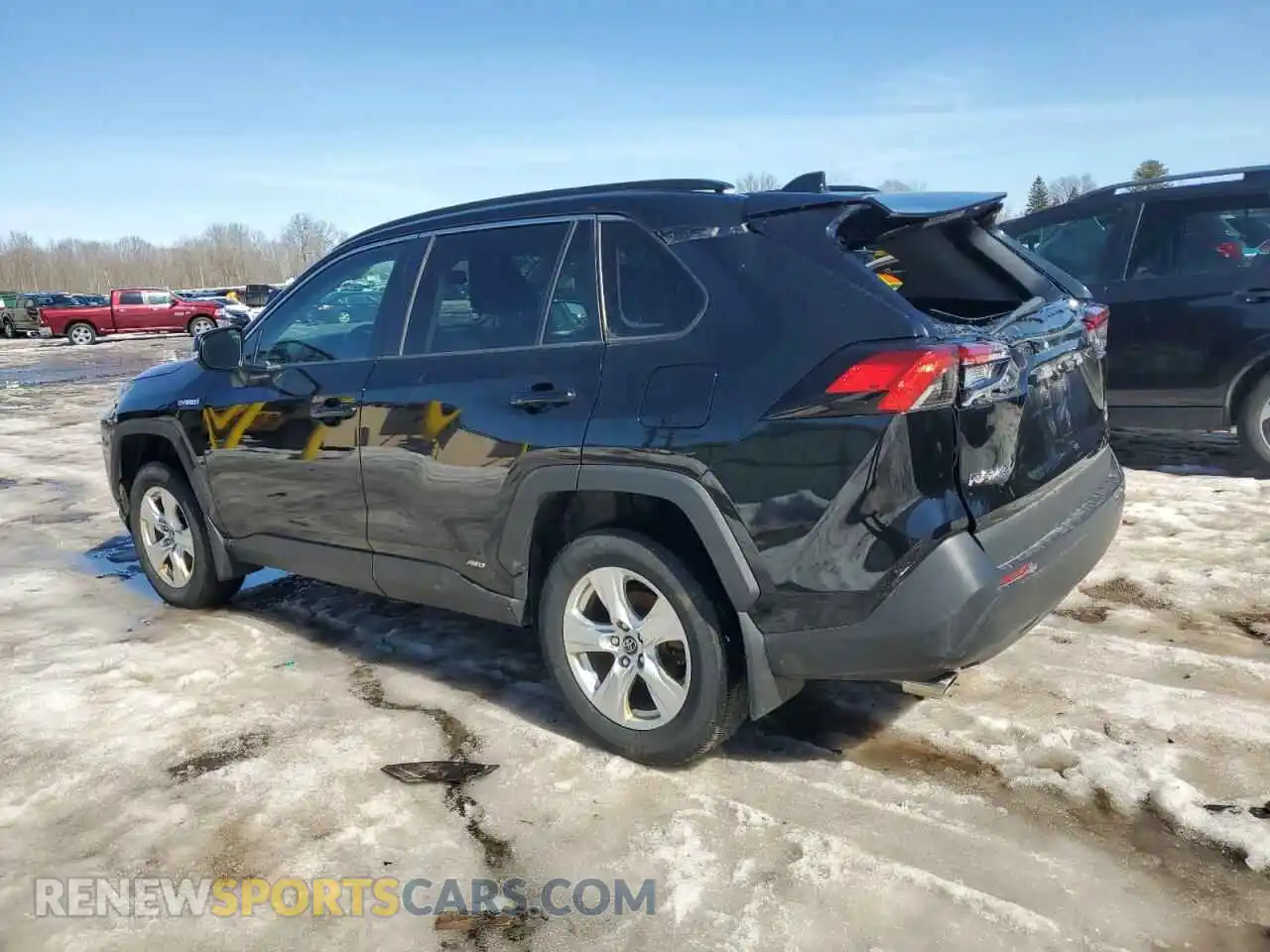 2 Photograph of a damaged car 2T3RWRFV0LW064858 TOYOTA RAV4 2020