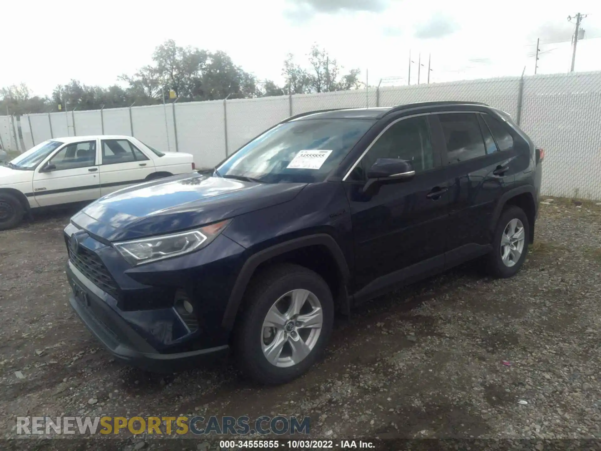 2 Photograph of a damaged car 2T3RWRFV1LW055716 TOYOTA RAV4 2020