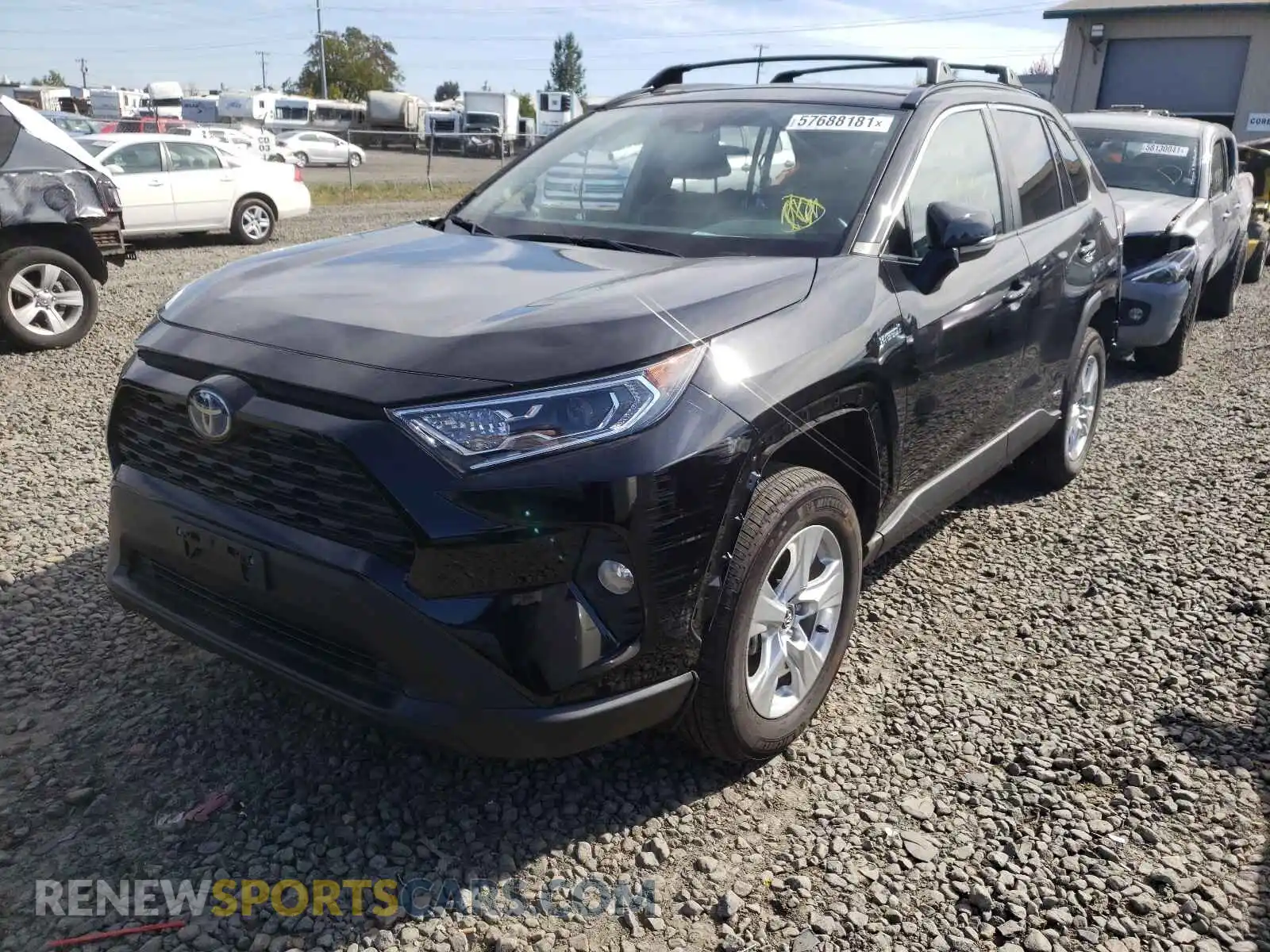 2 Photograph of a damaged car 2T3RWRFV1LW063038 TOYOTA RAV4 2020