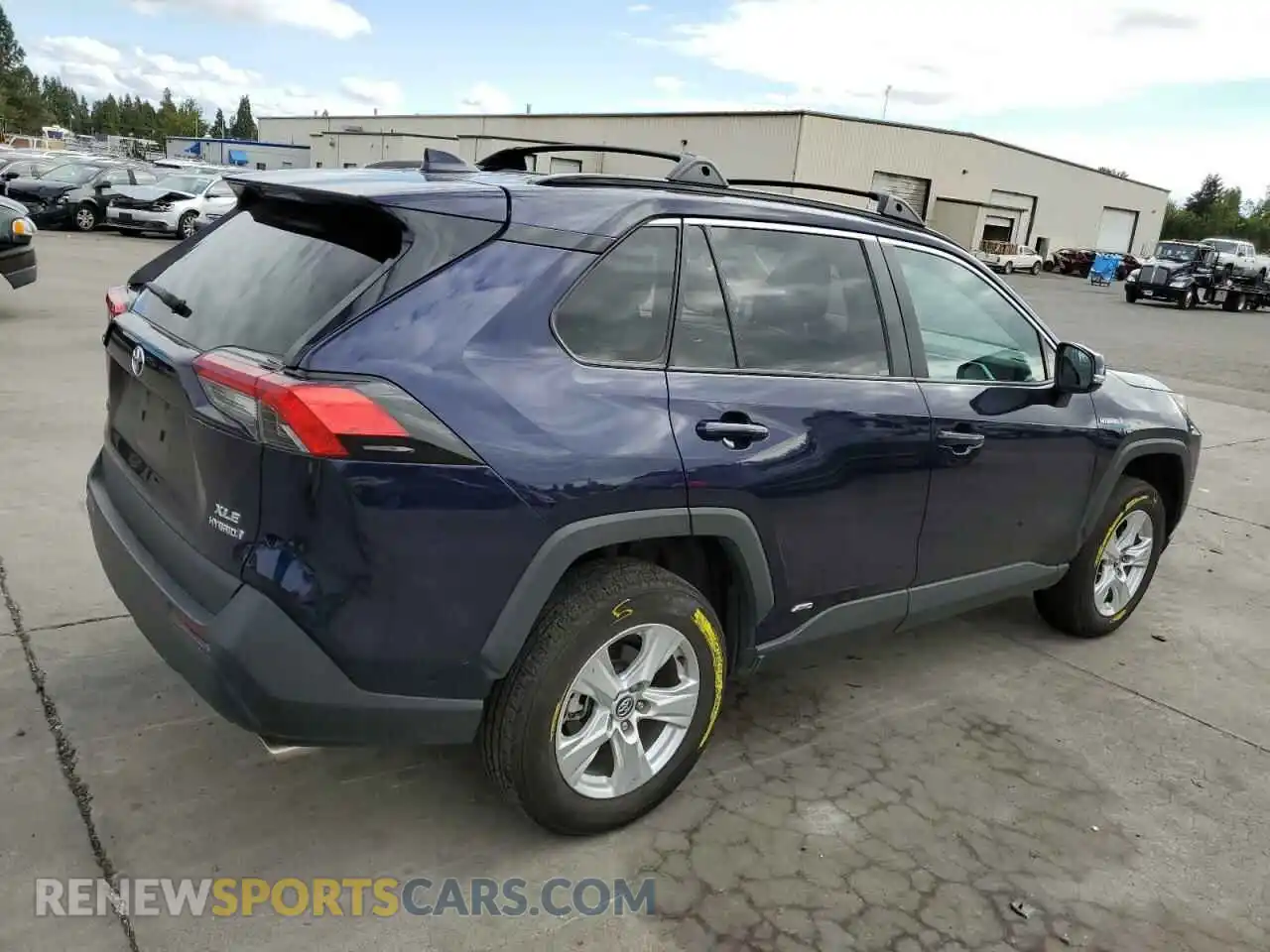 3 Фотография поврежденного автомобиля 2T3RWRFV1LW074427 TOYOTA RAV4 2020